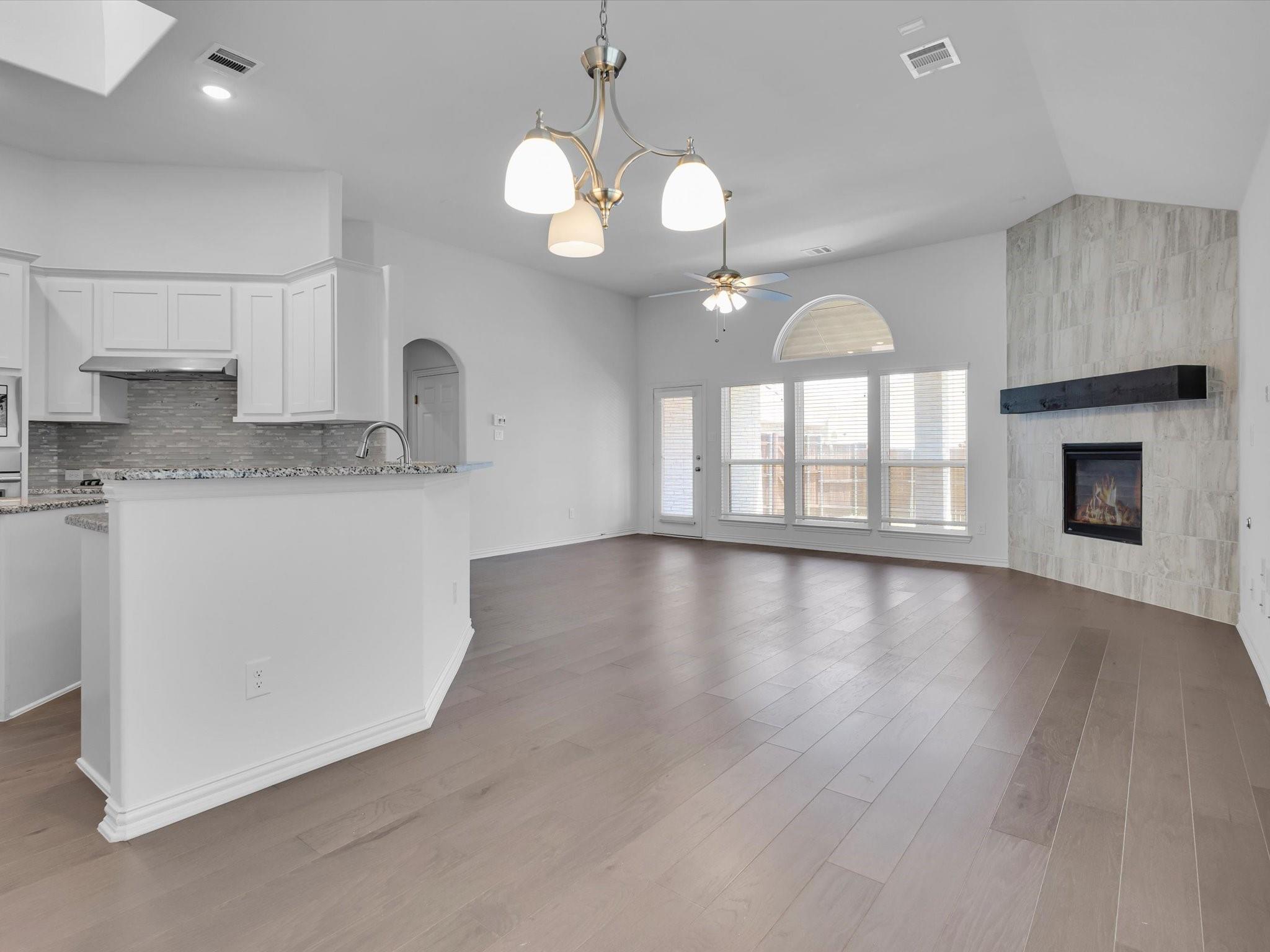 property viewer photo 1