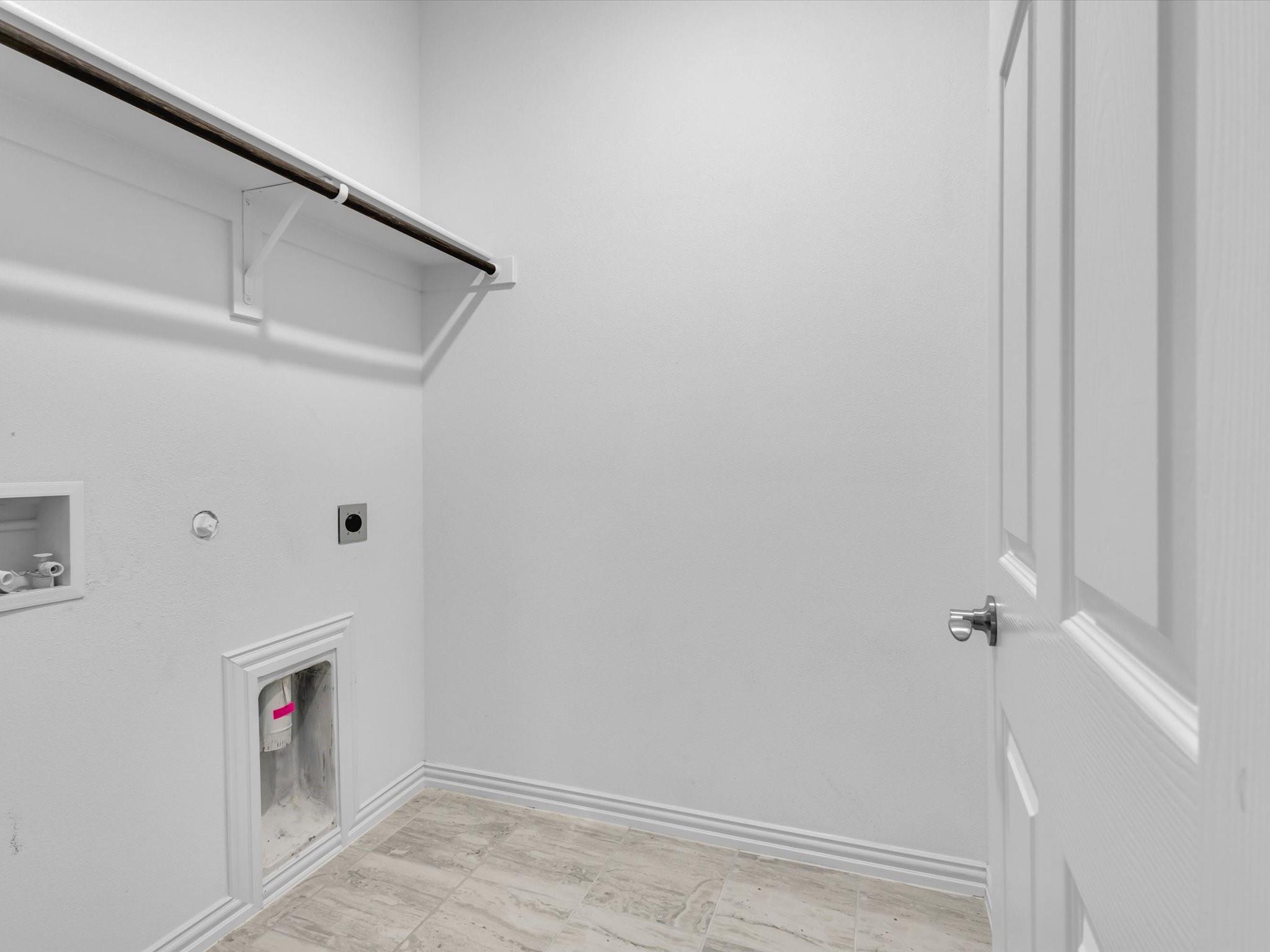 property viewer photo 36