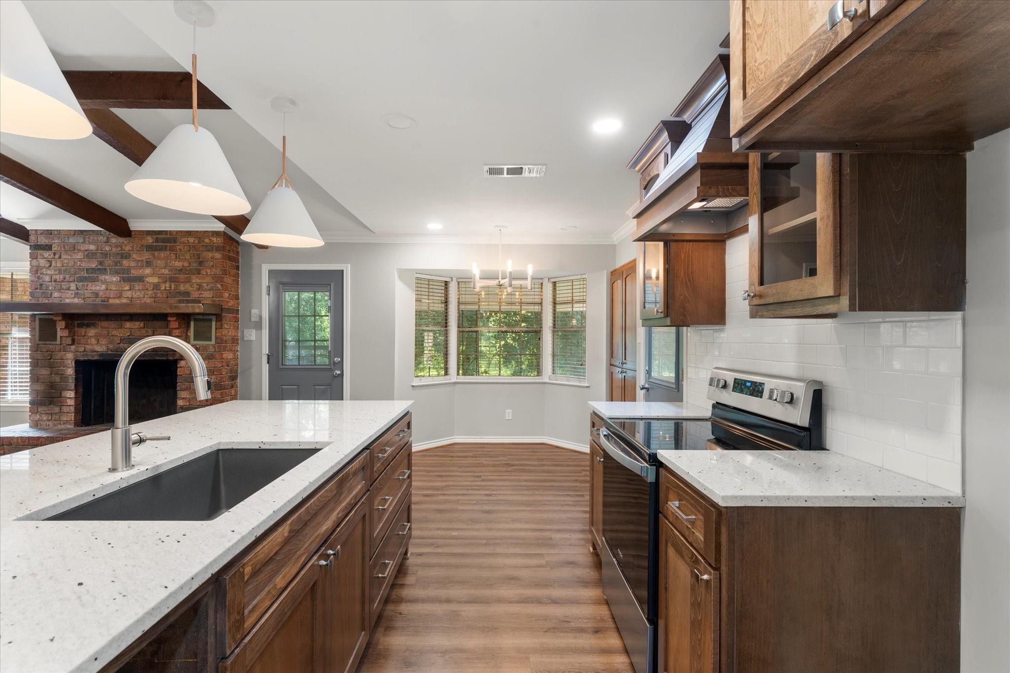 property viewer photo 5