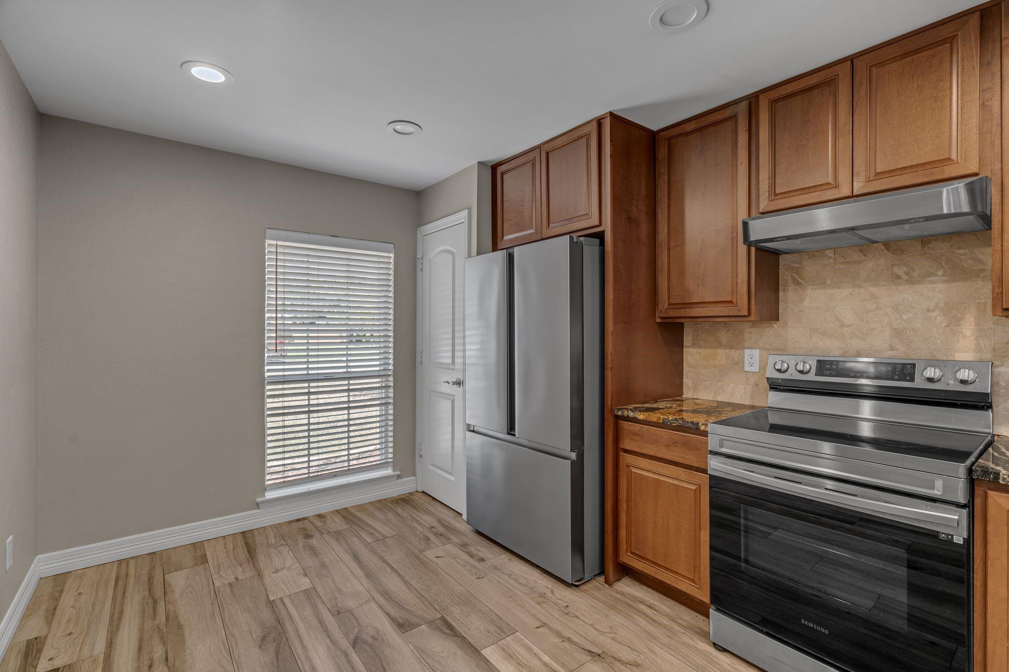 property viewer photo 11
