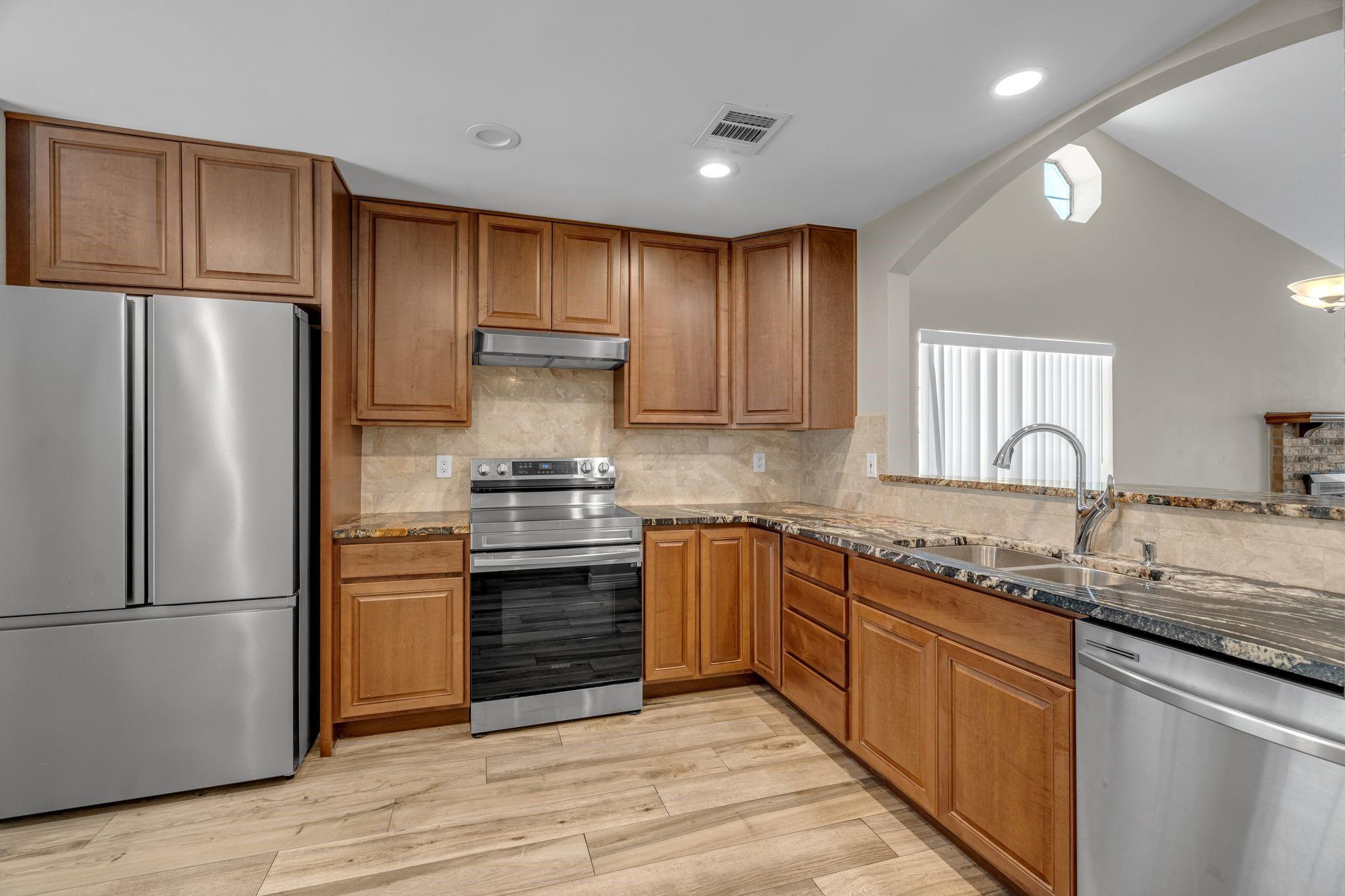 property viewer photo 9