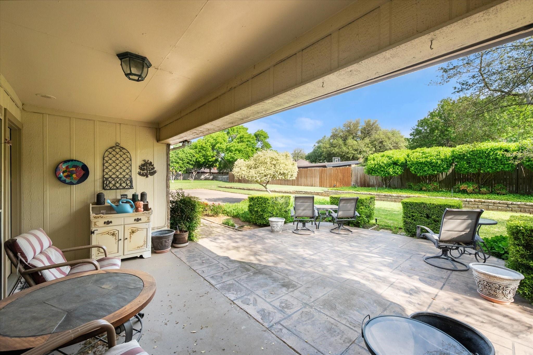 property viewer photo 18