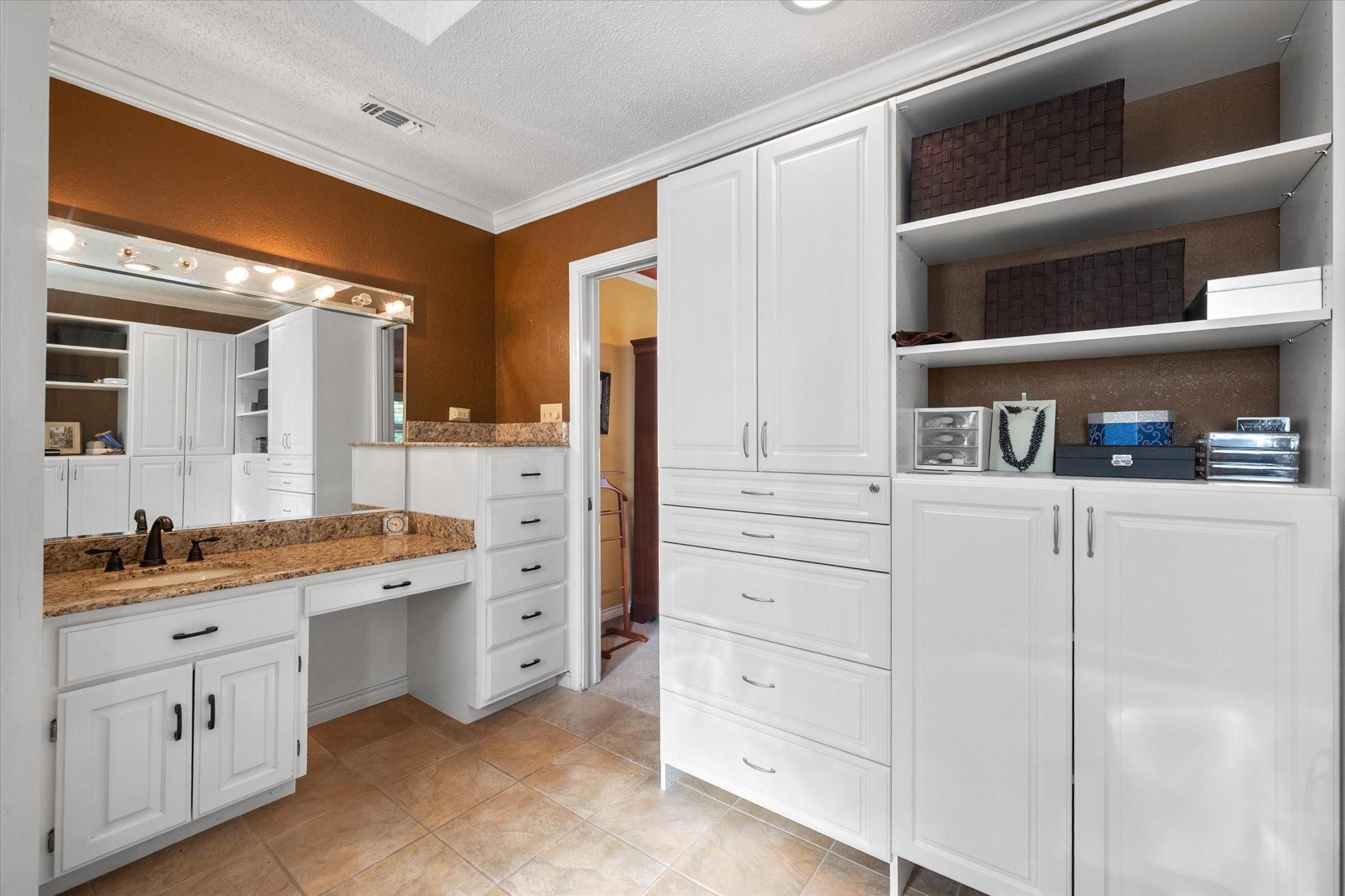 property viewer photo 24