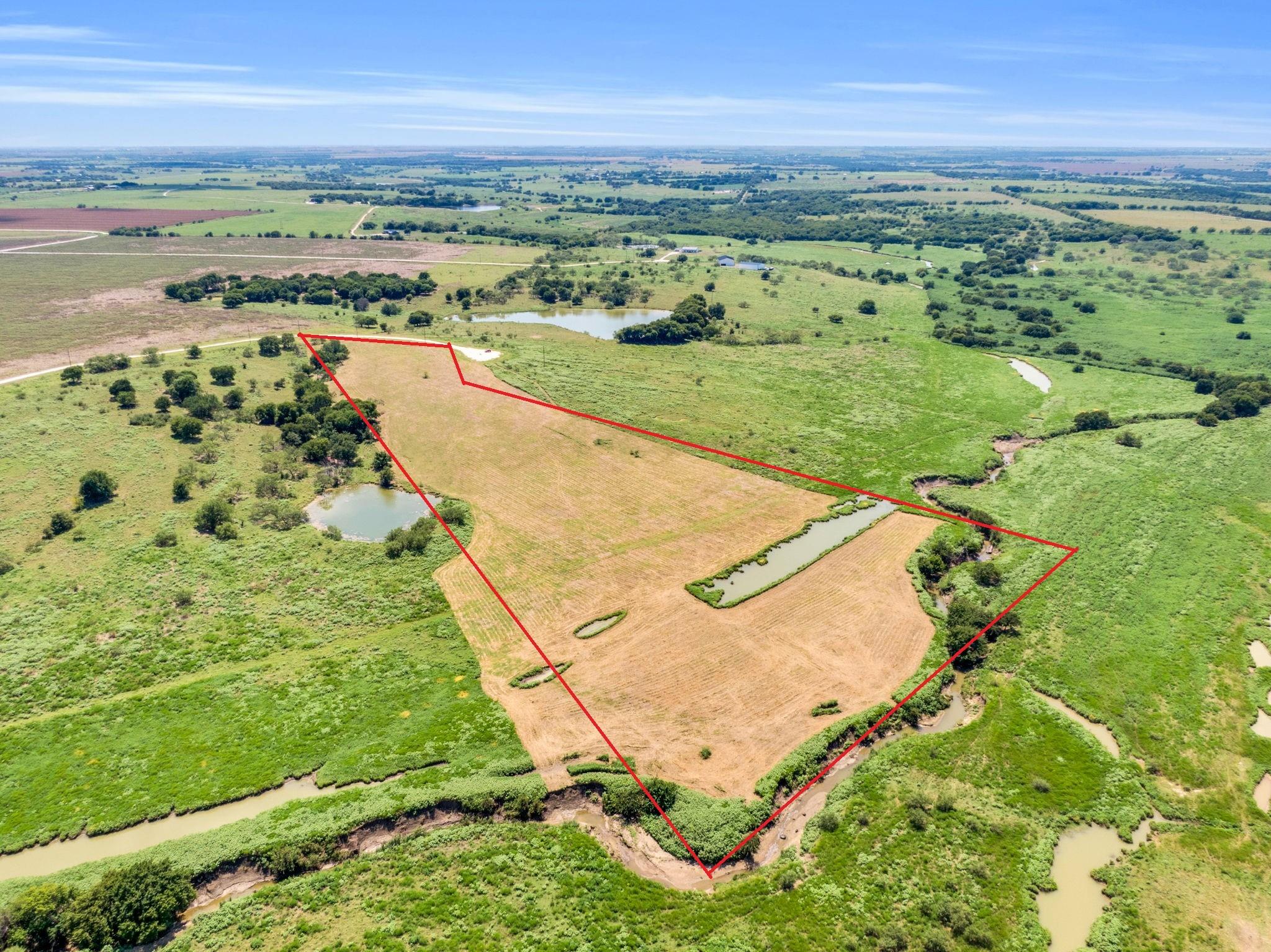 main property photo 16