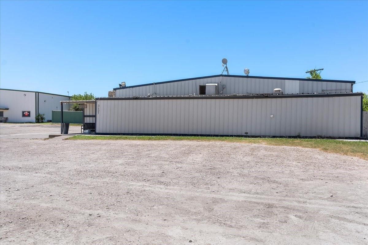 main property photo 34