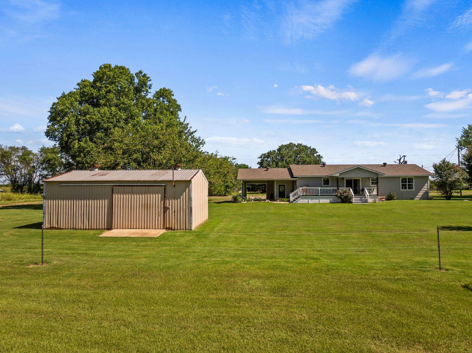 main property photo 24