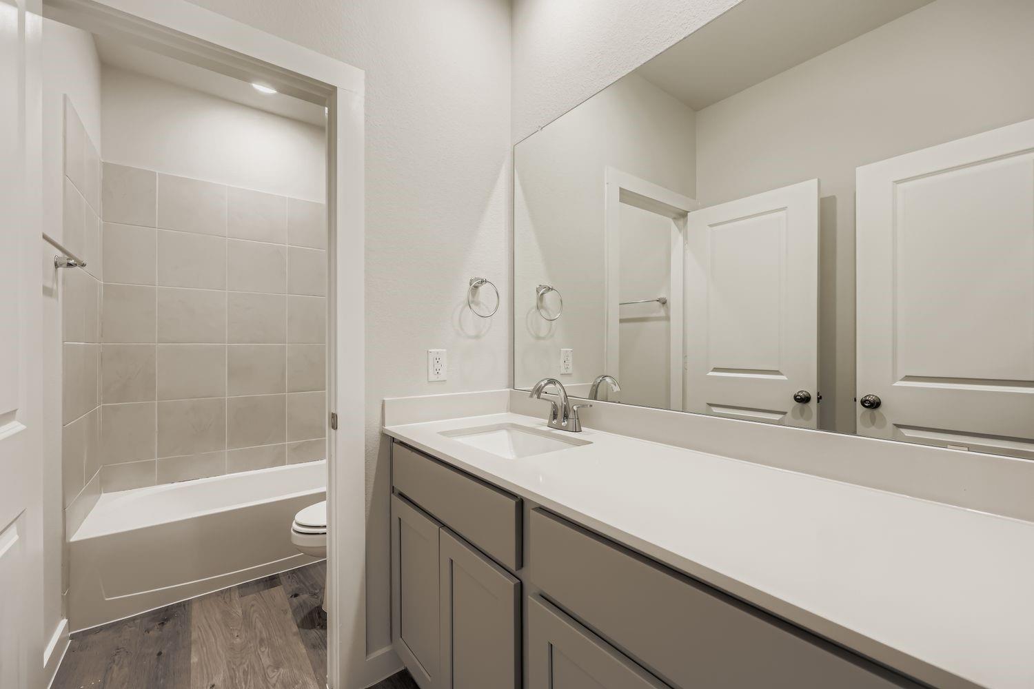 property viewer photo 8