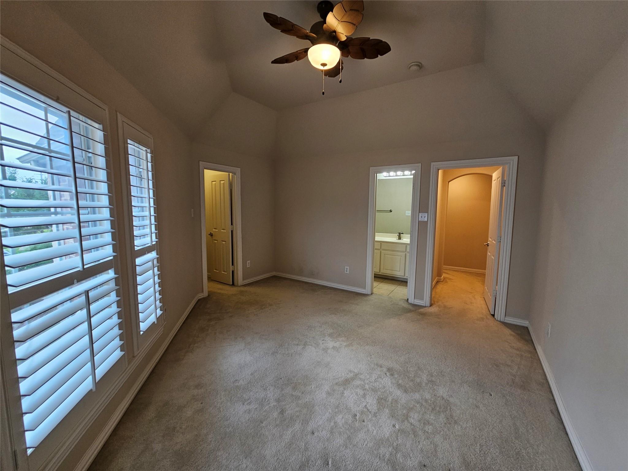 property viewer photo 16