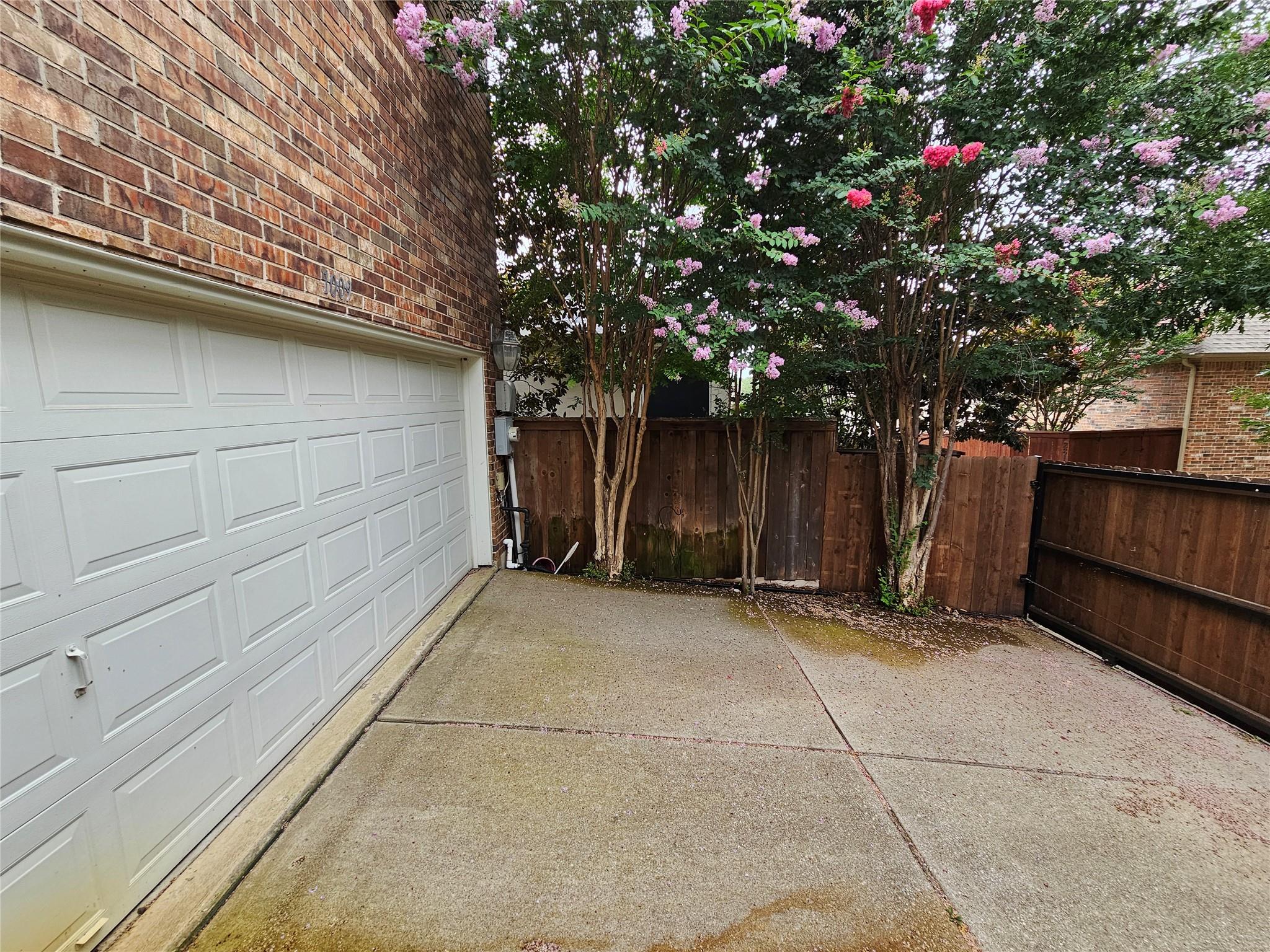 property viewer photo 26