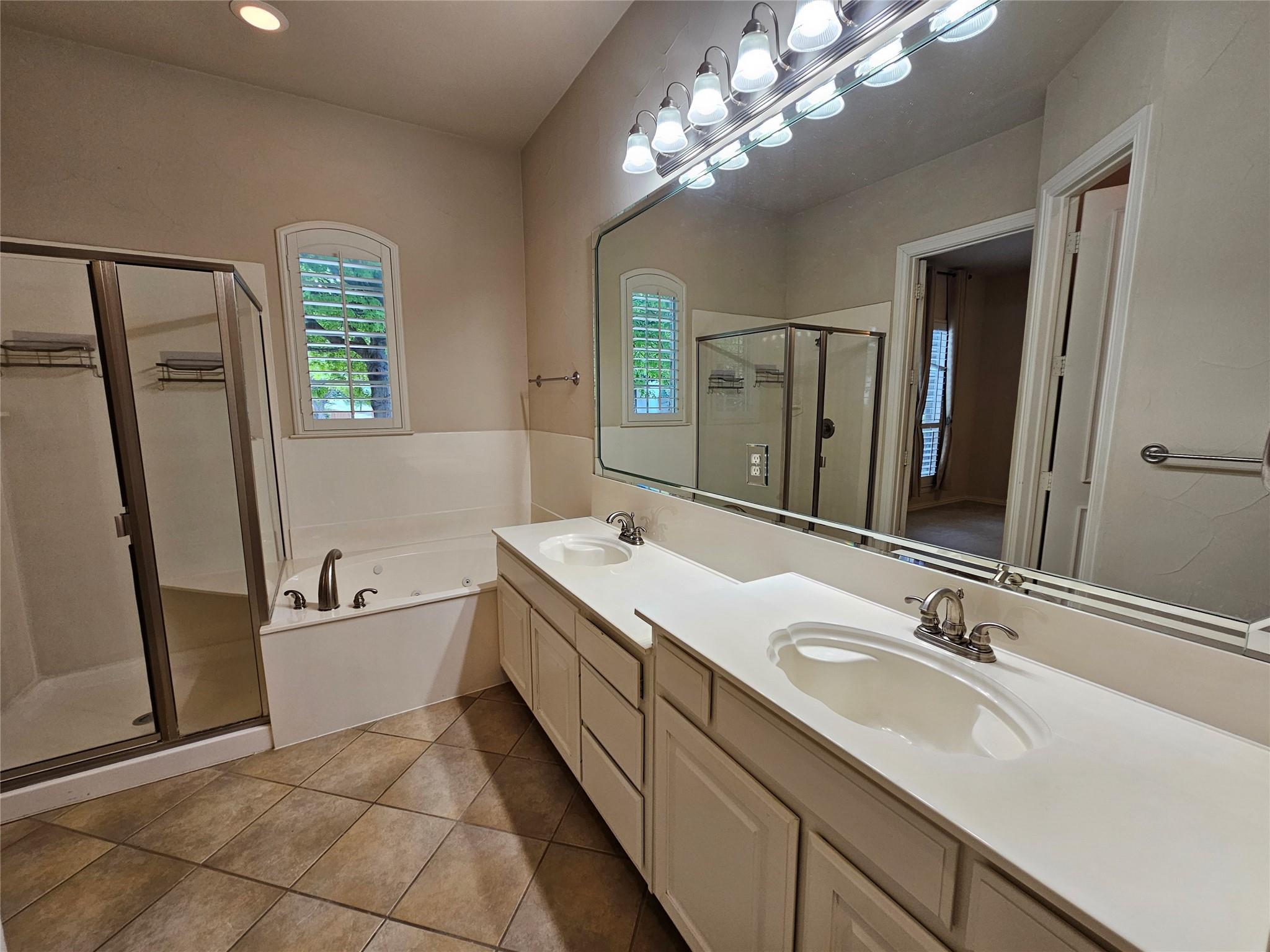 property viewer photo 6