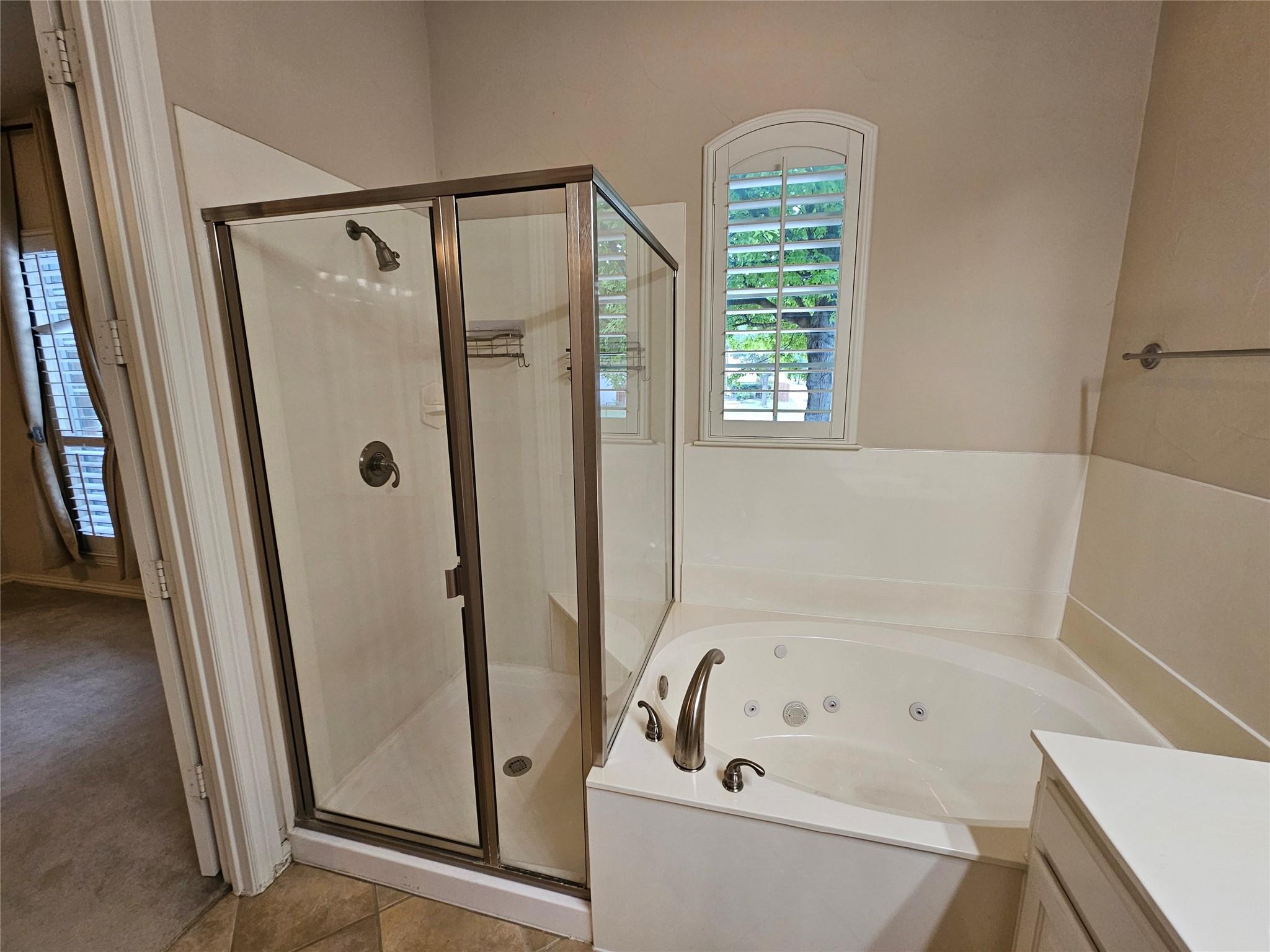 property viewer photo 7