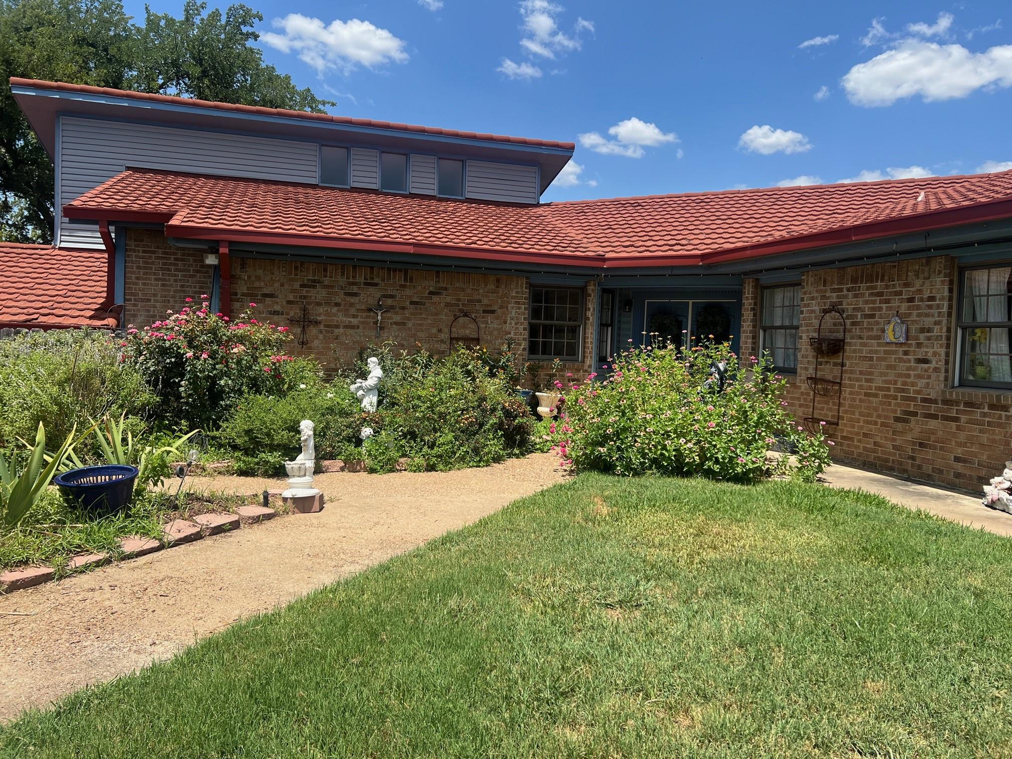 property viewer photo 3