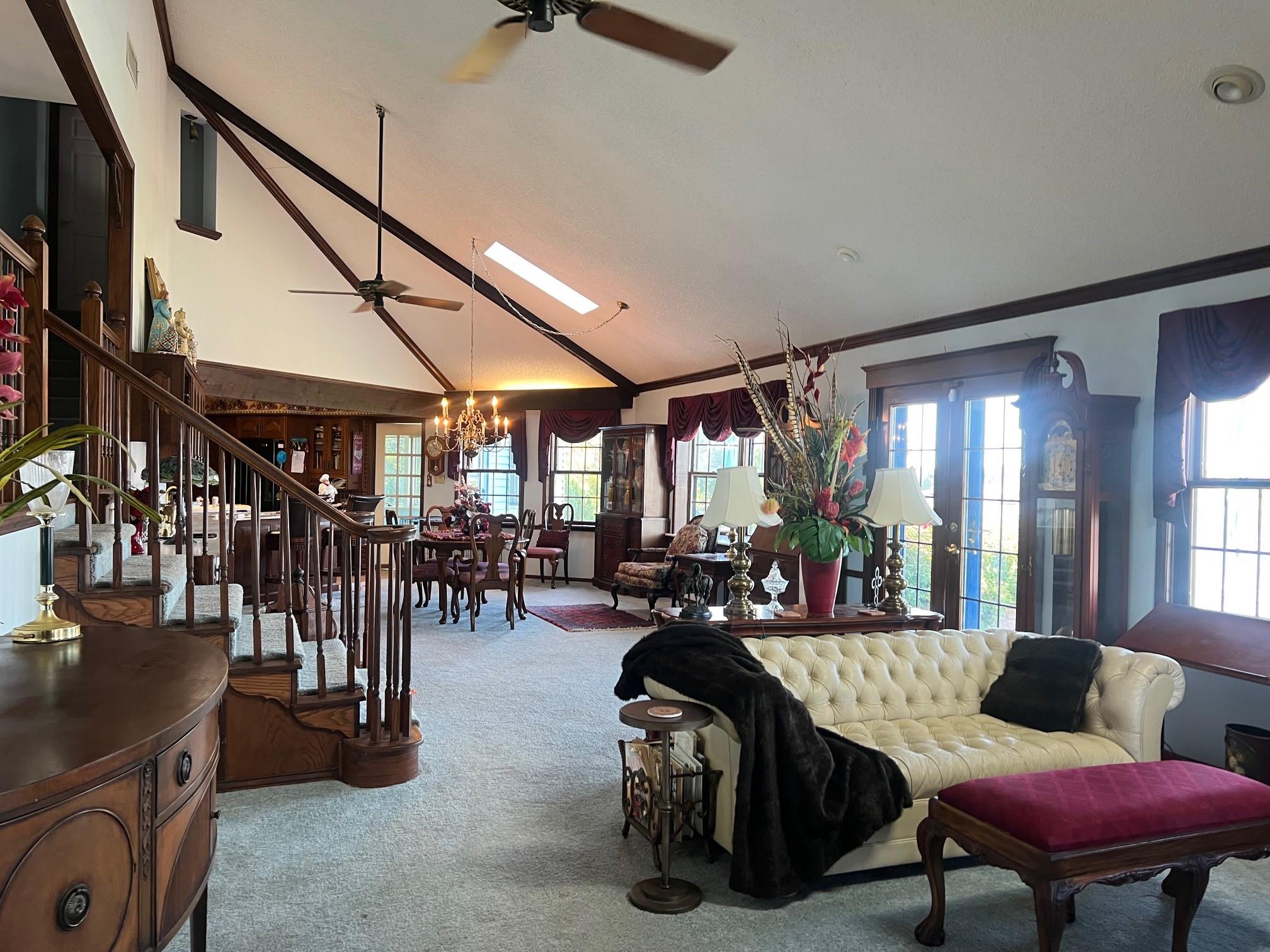 property viewer photo 6