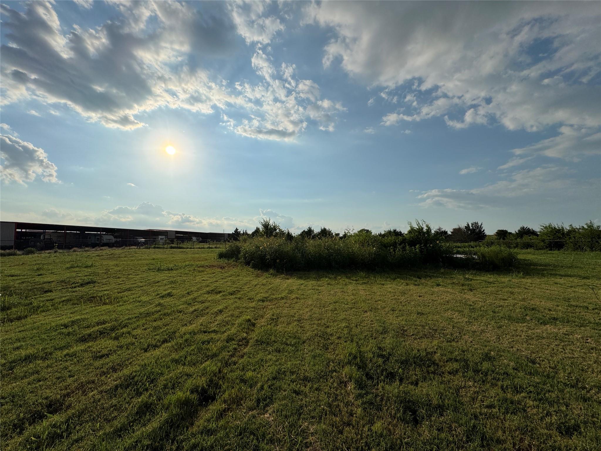 main property photo 13