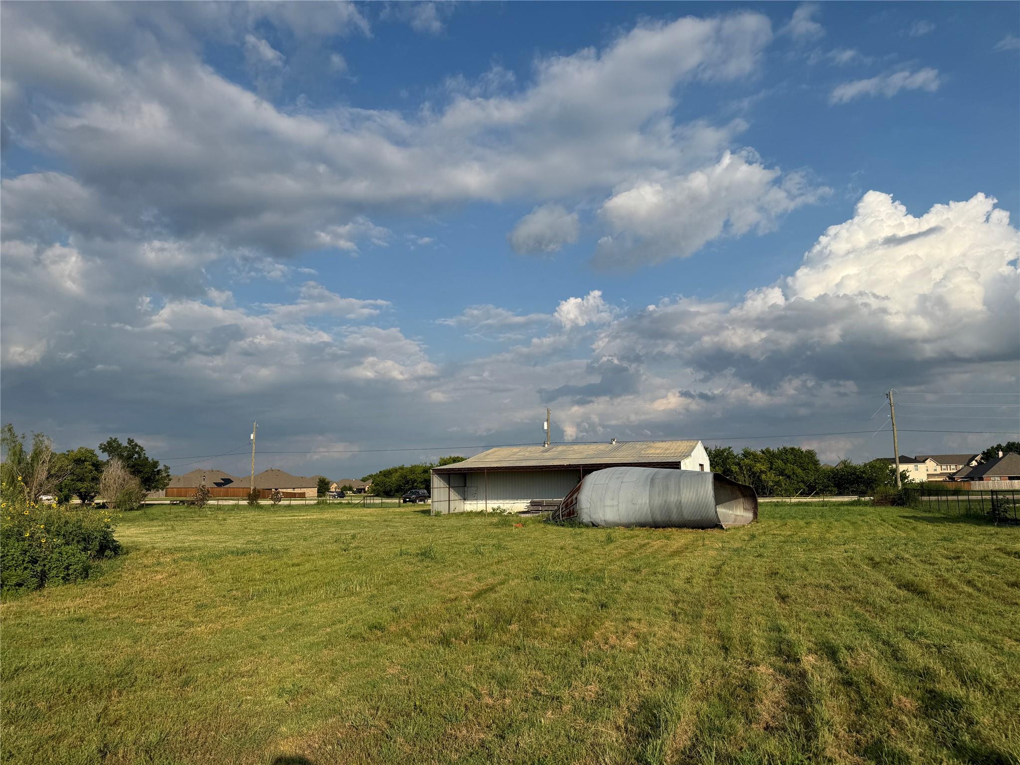main property photo 17