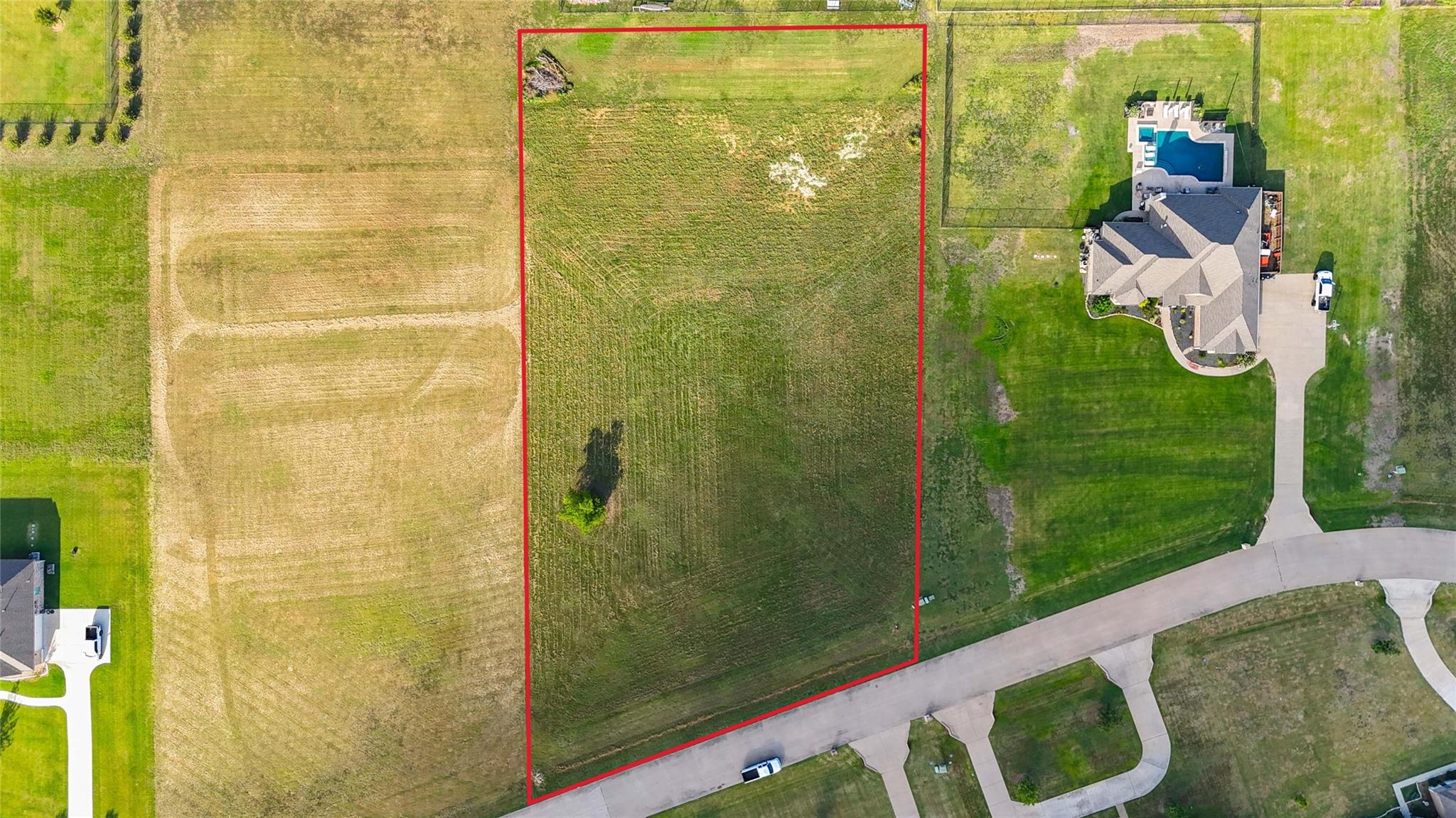 main property photo 5