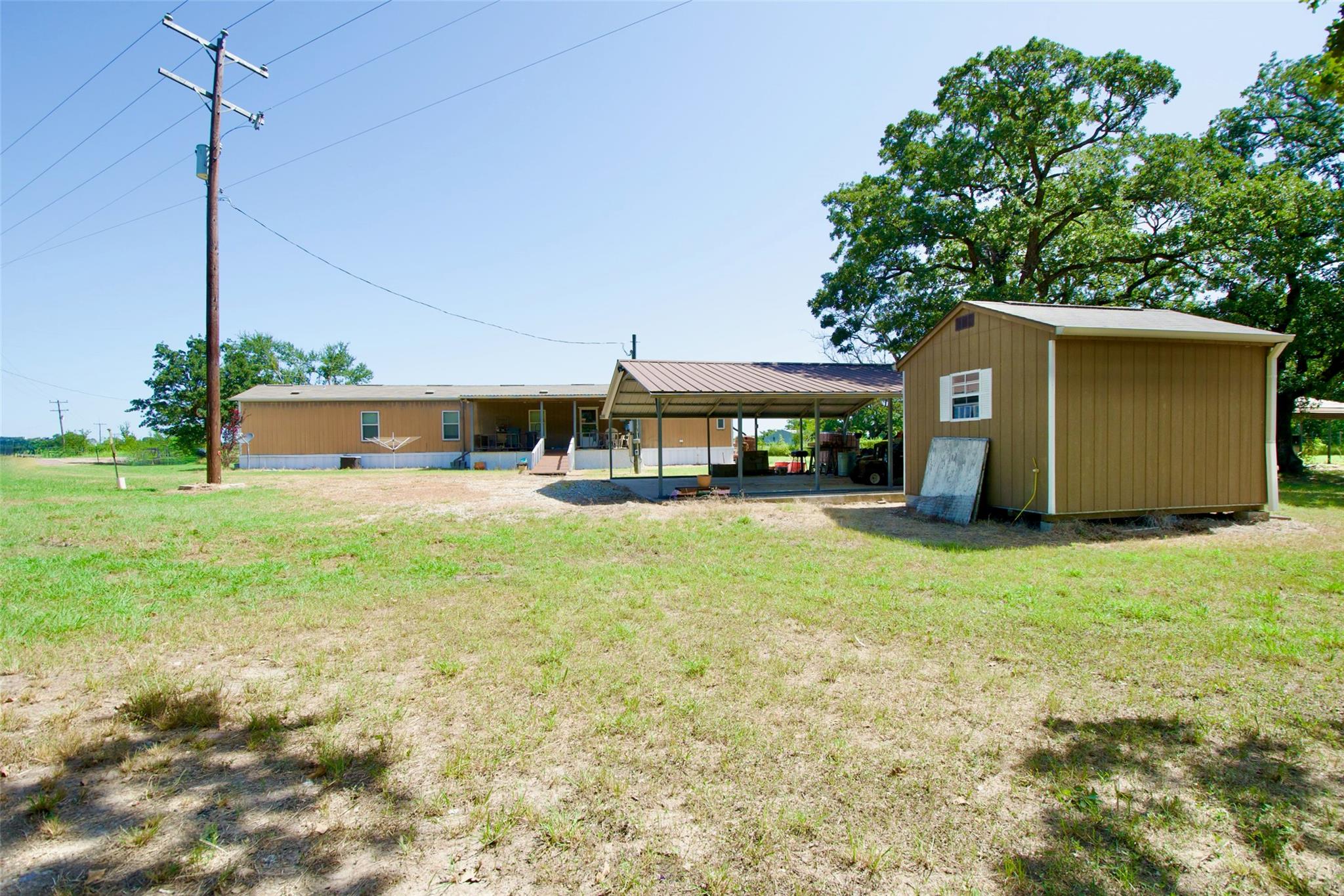 main property photo 23