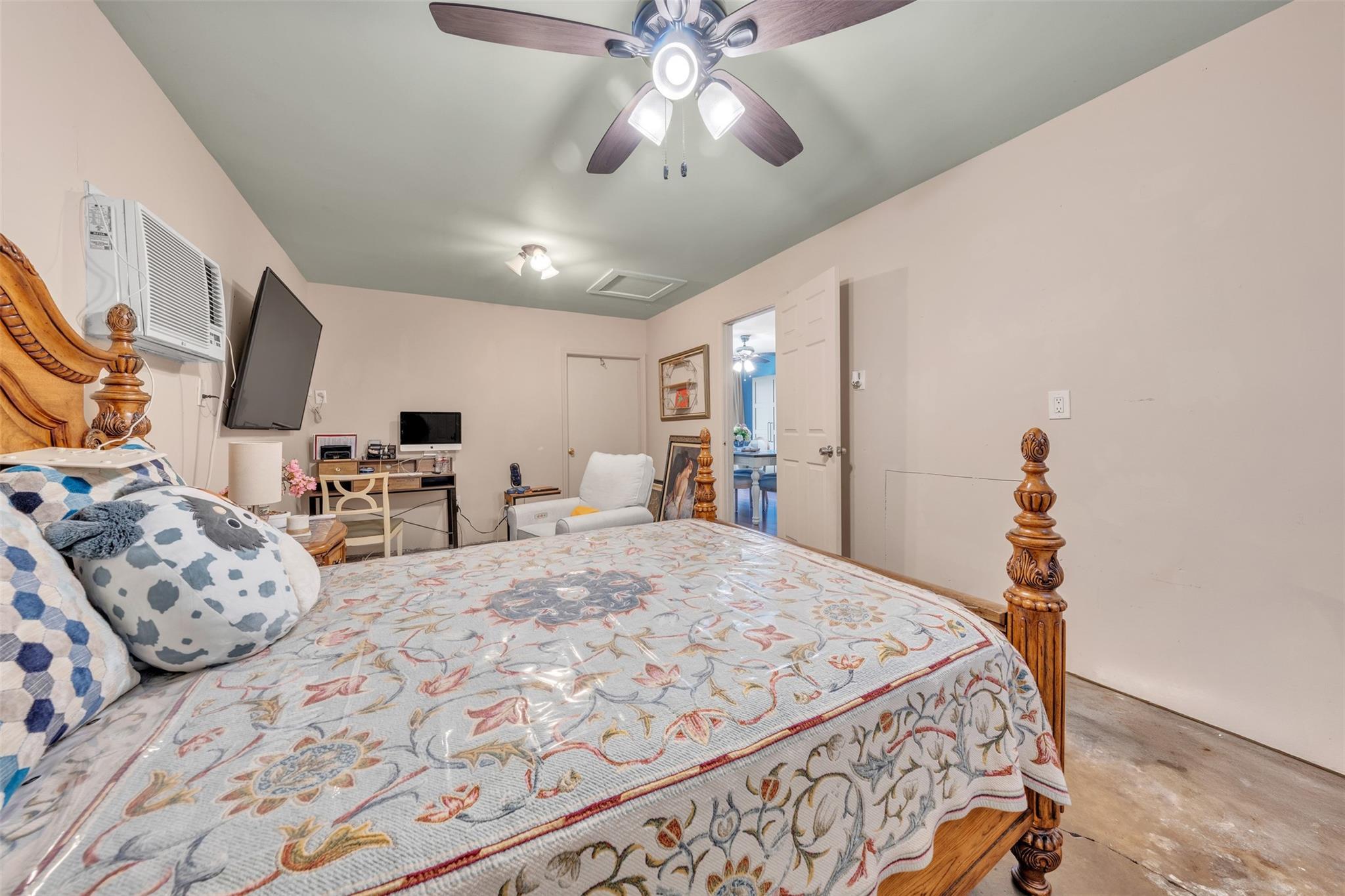 property viewer photo 18