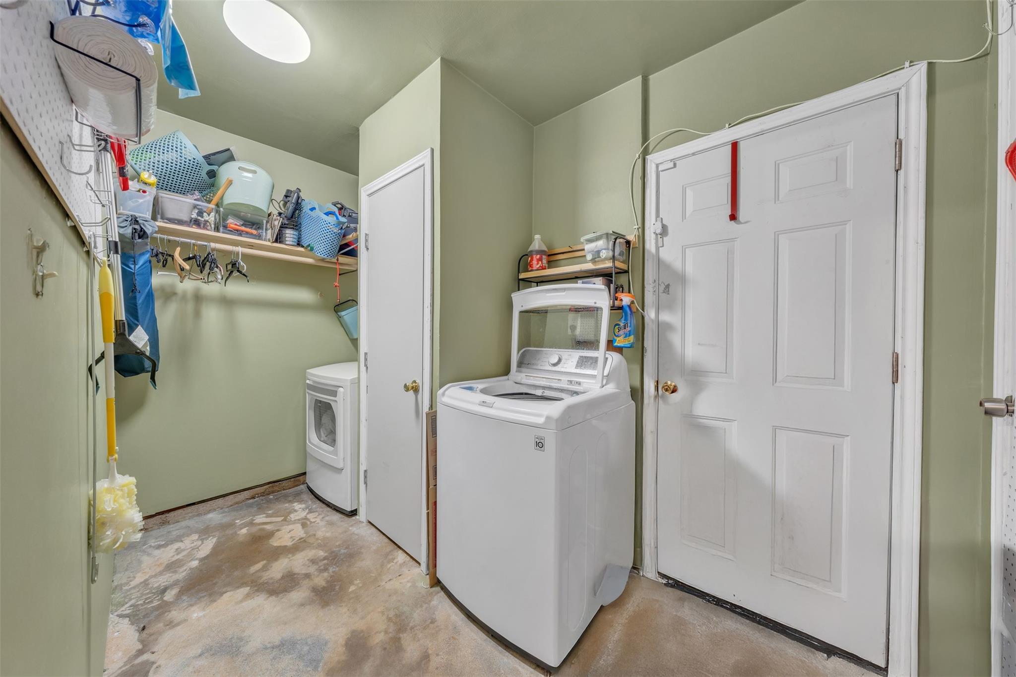 property viewer photo 20