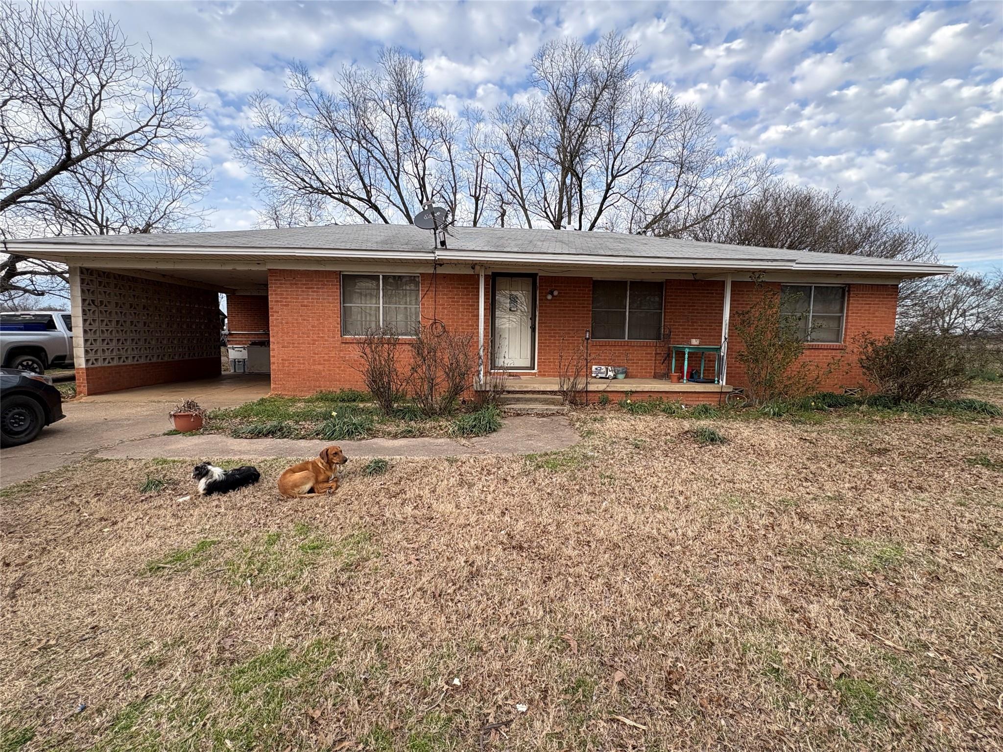 main property photo 11