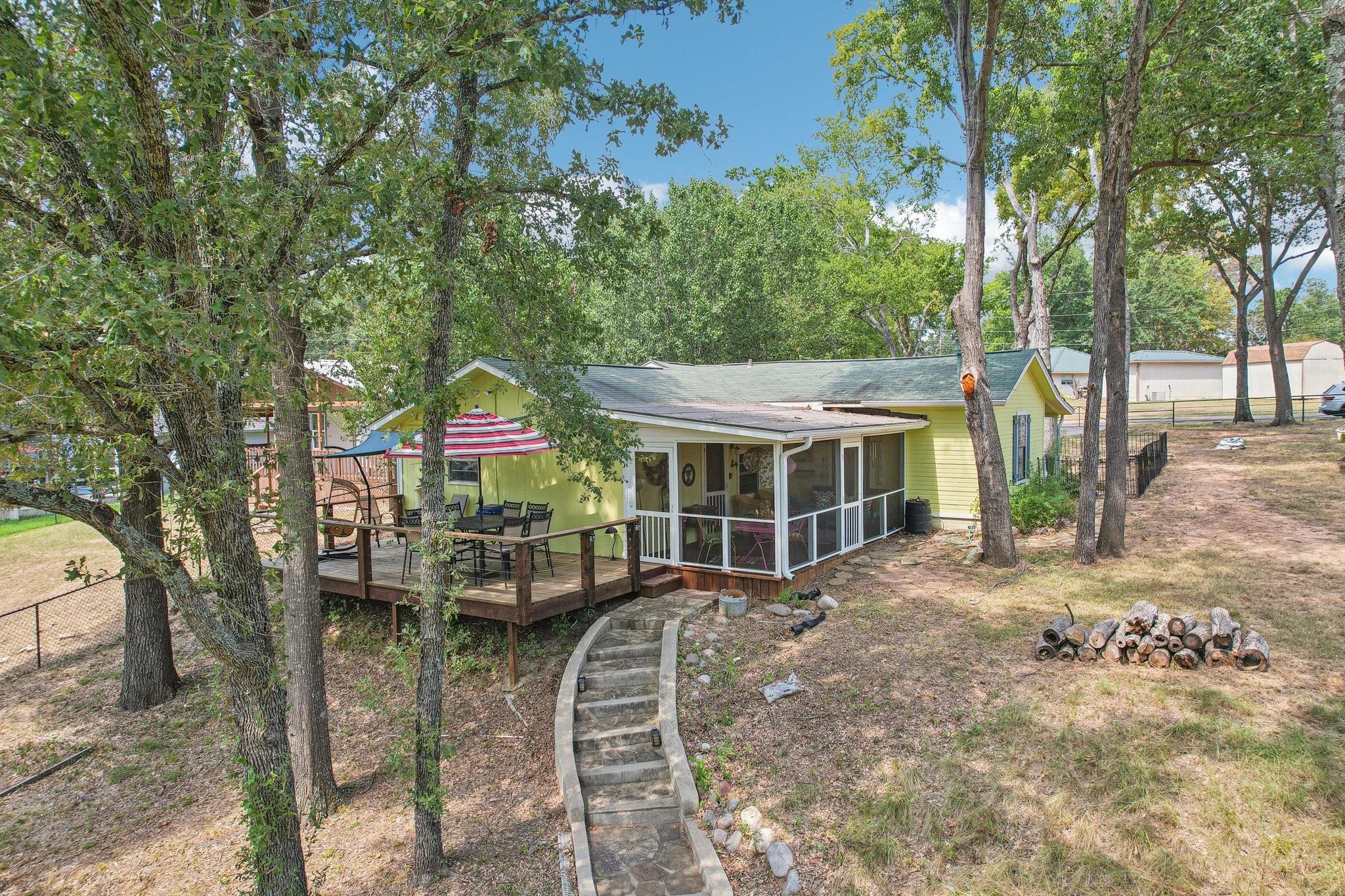 main property photo 15