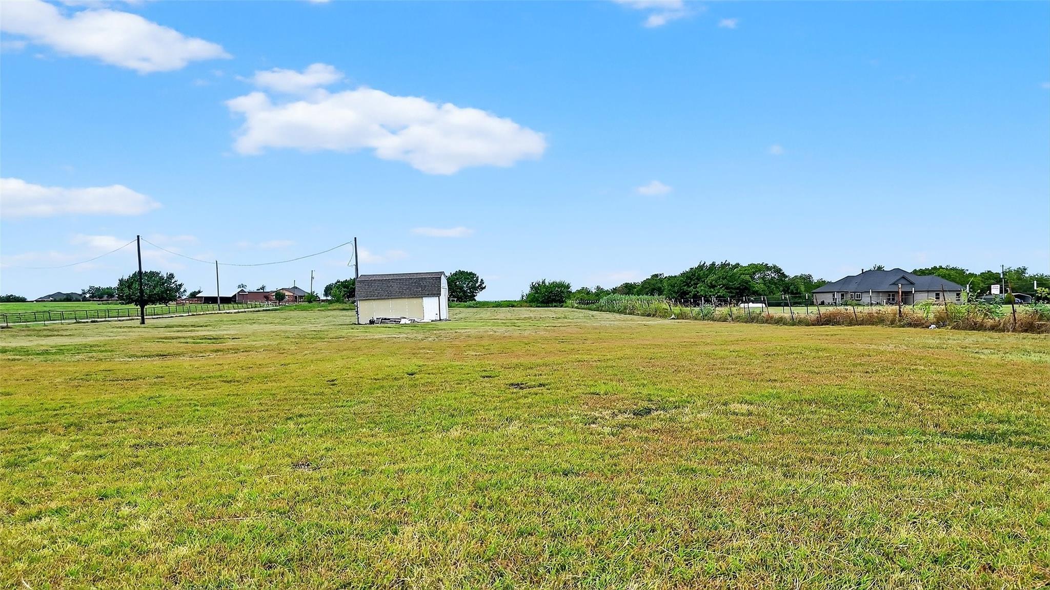 main property photo 7