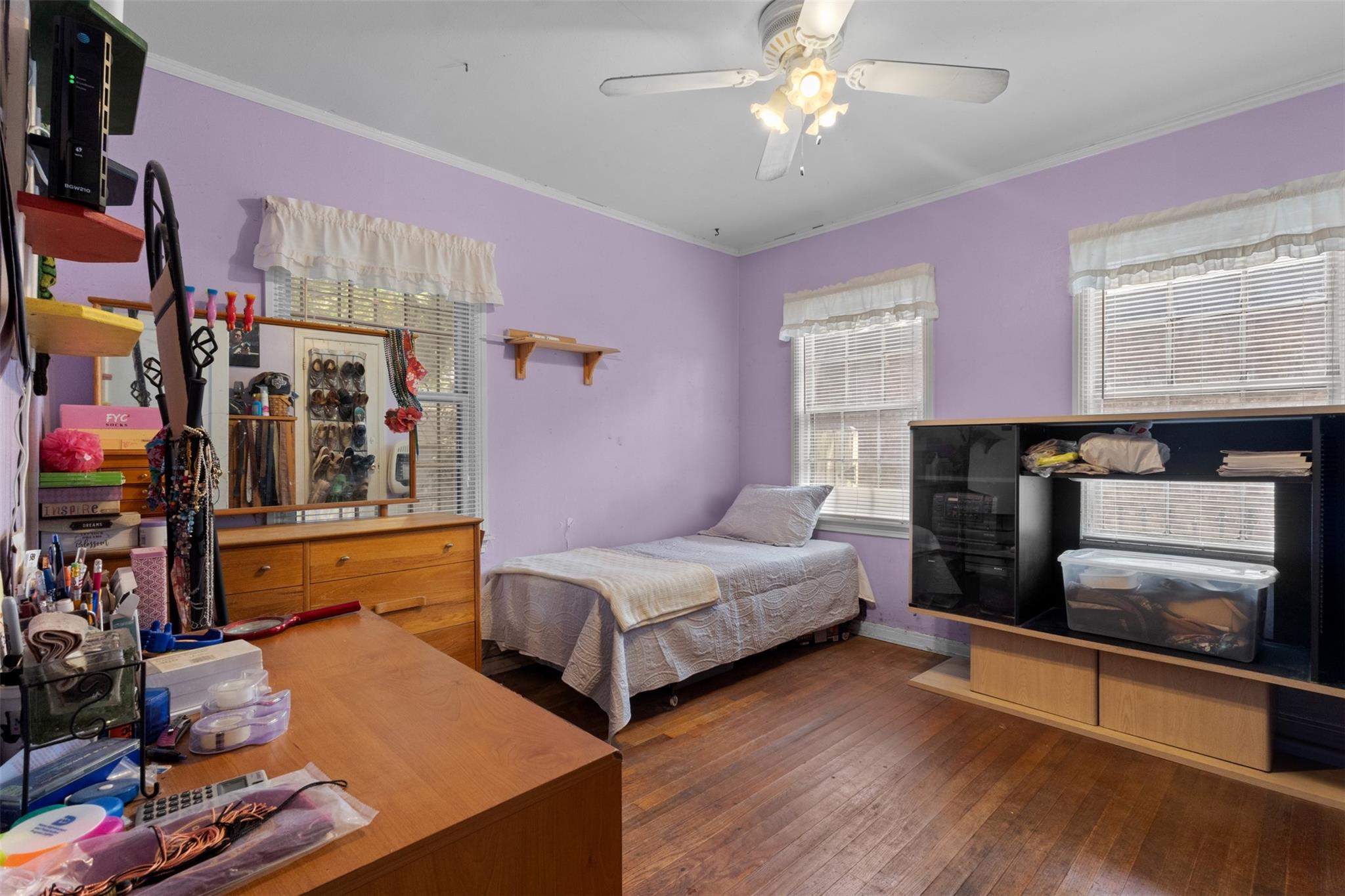 main property photo 12