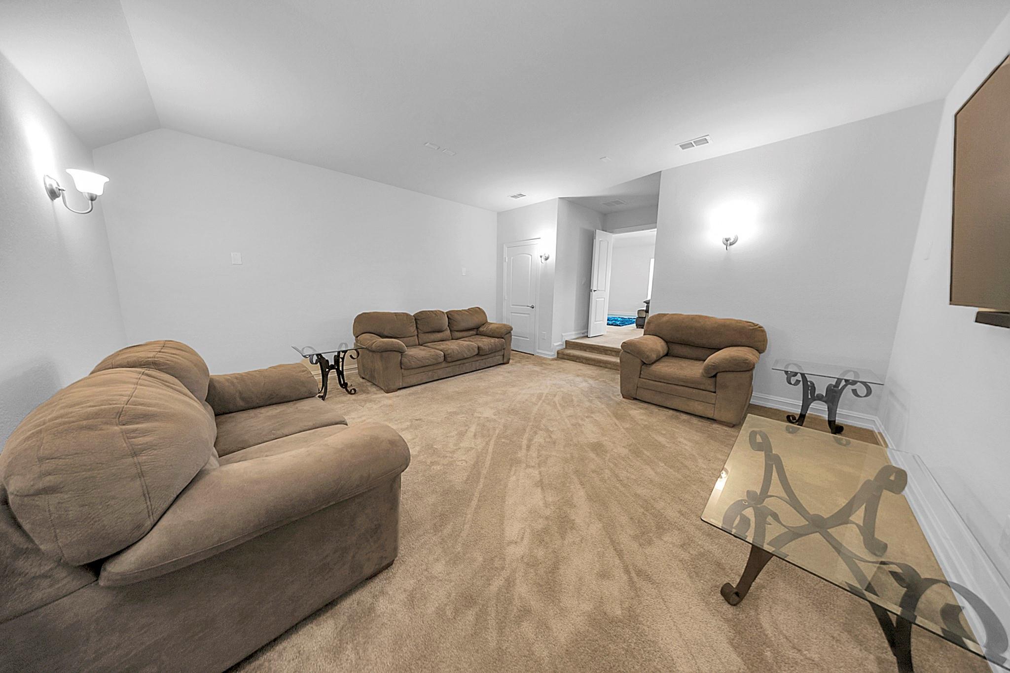 property viewer photo 26