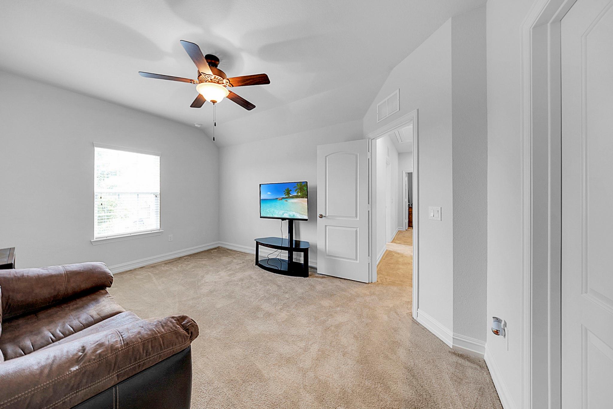 property viewer photo 27
