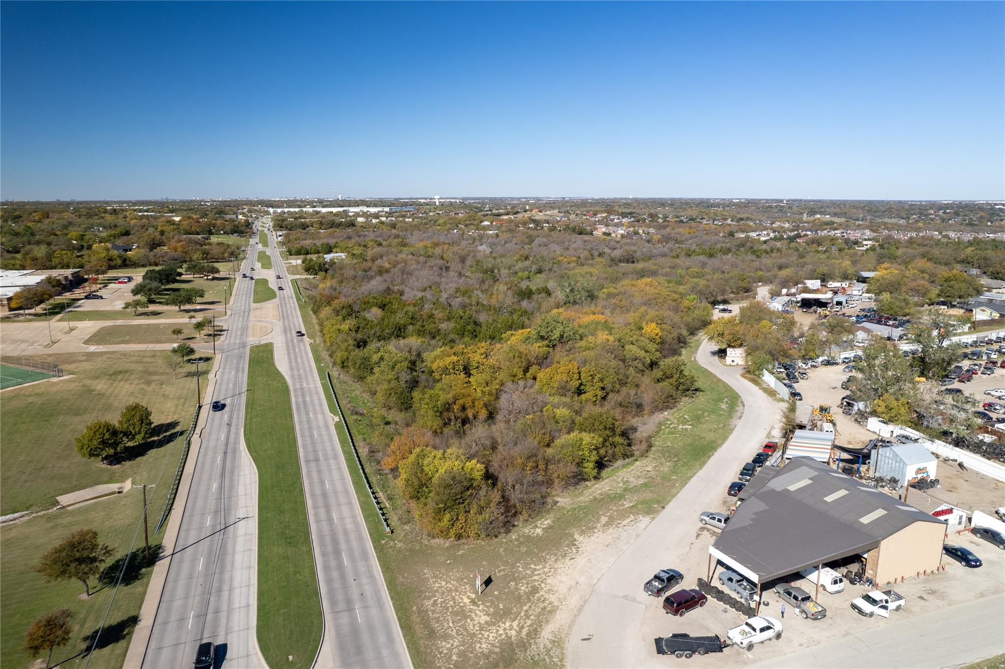 main property photo 10