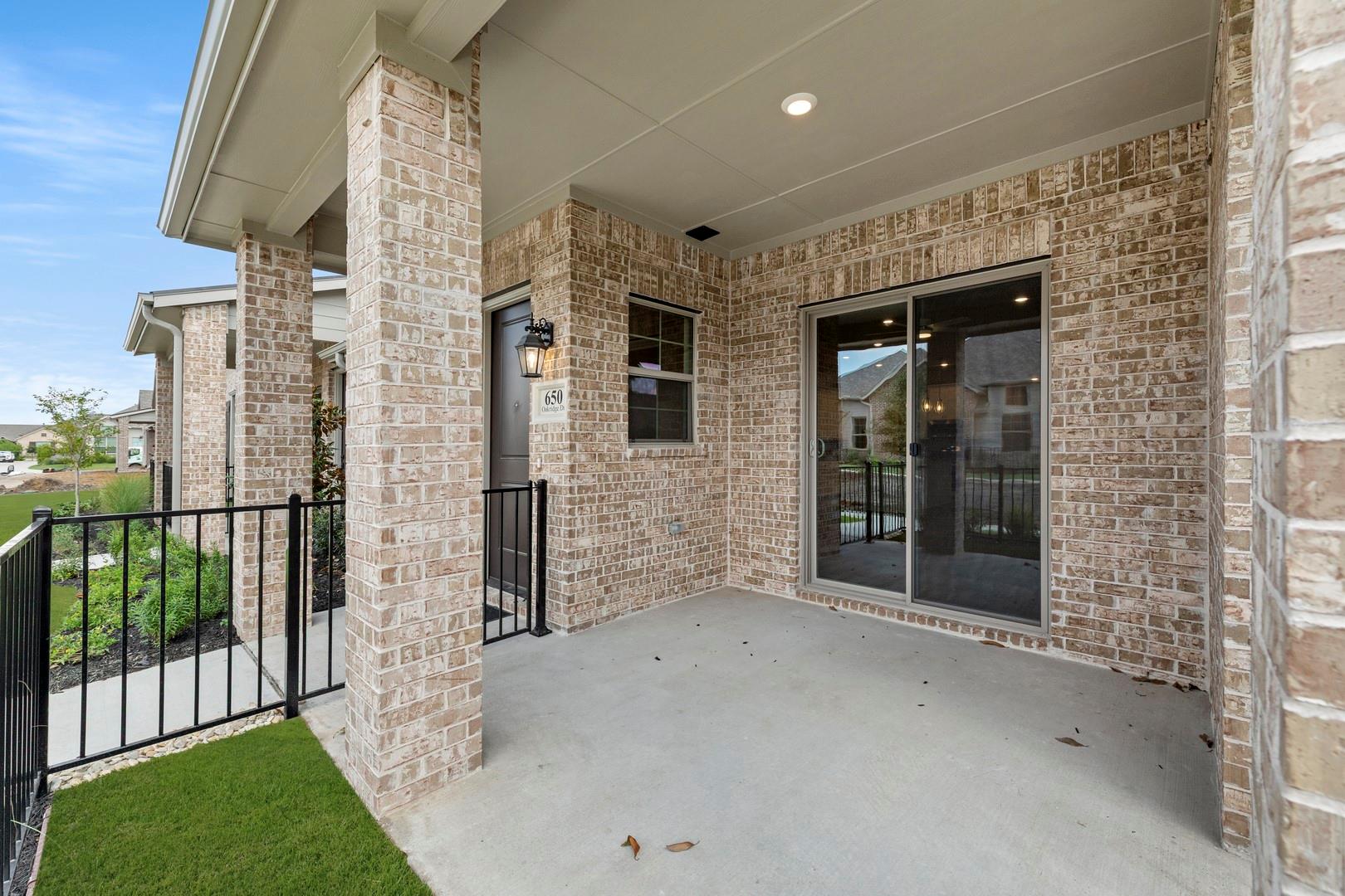 main property photo 25