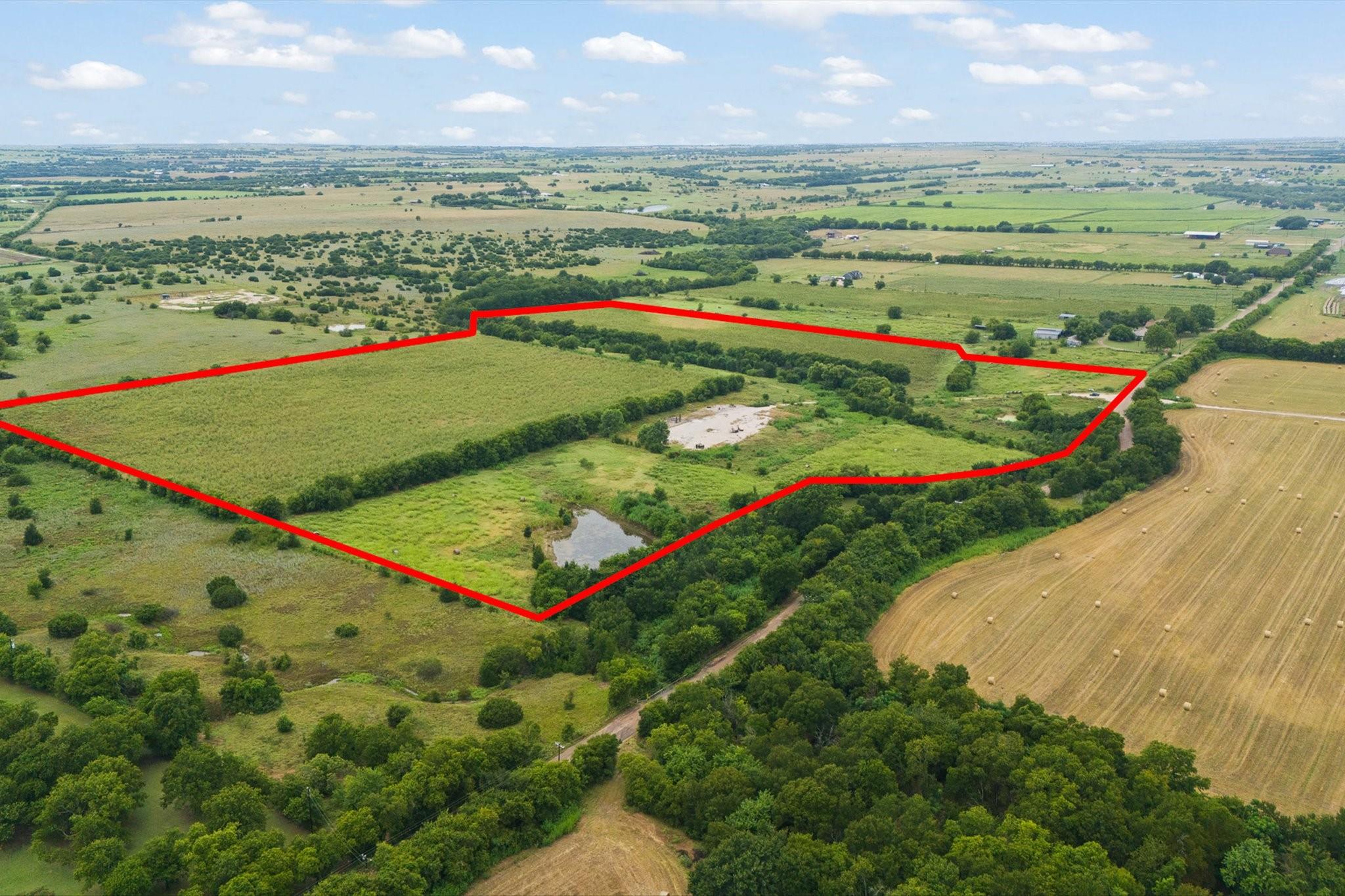 main property photo 14