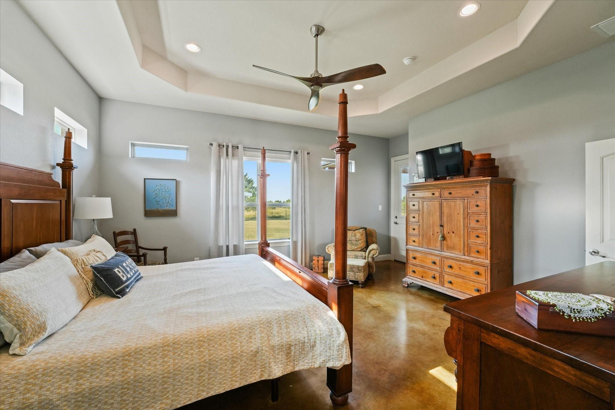 main property photo 27