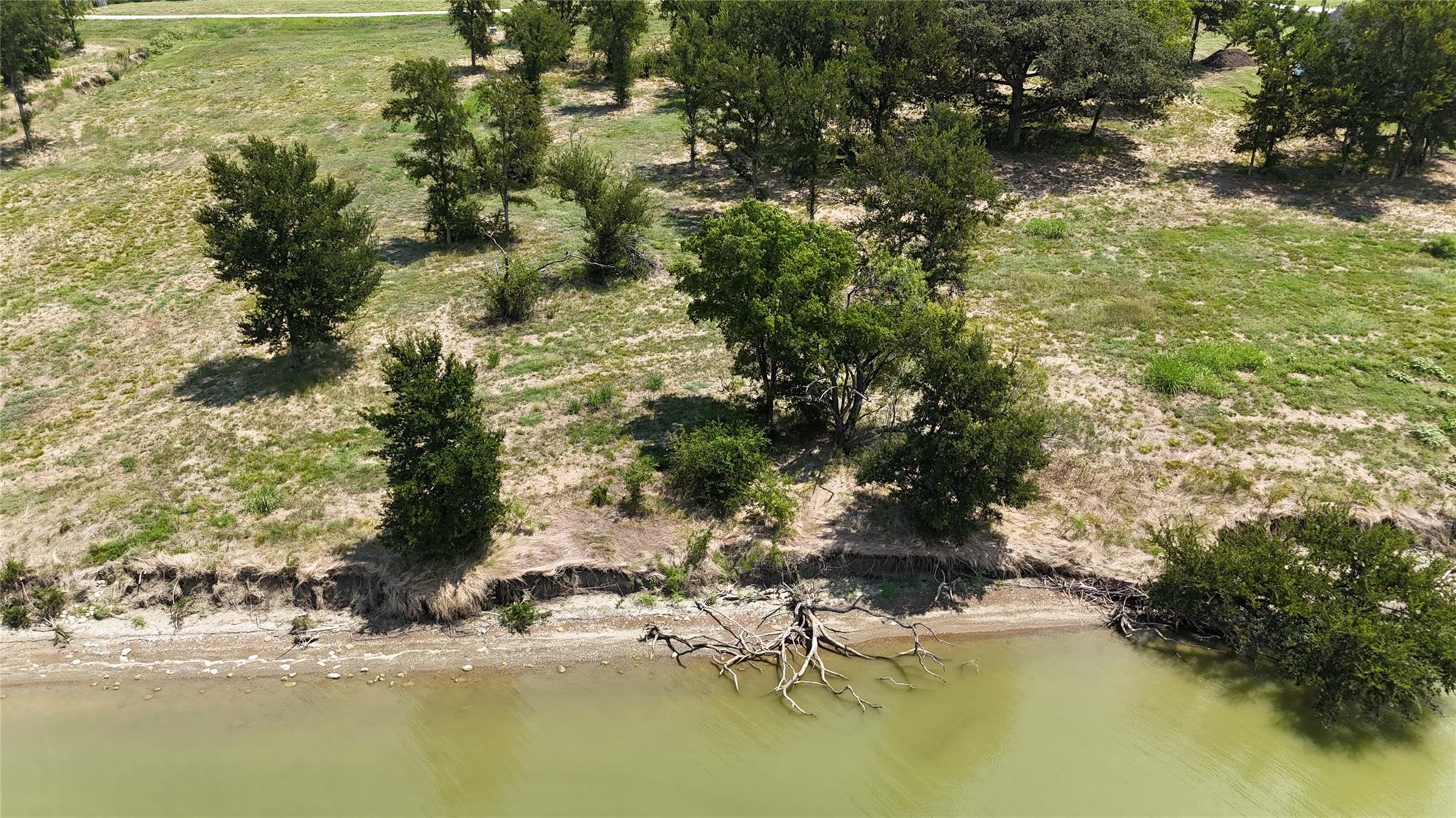 main property photo 15