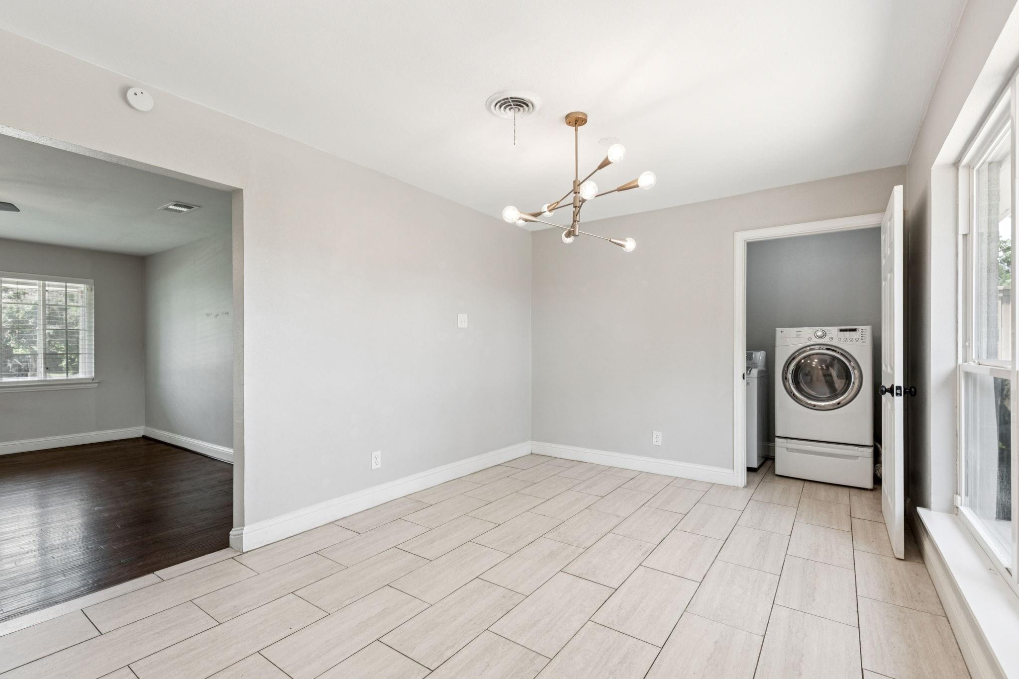 property viewer photo 7
