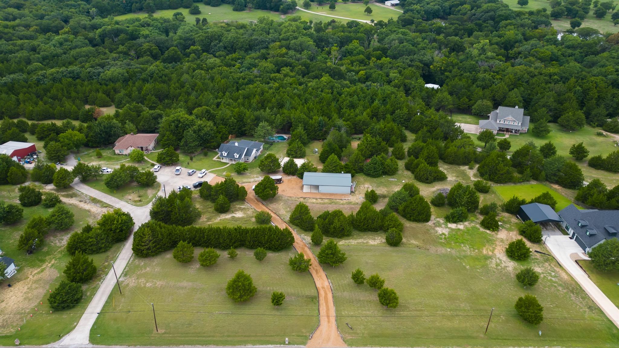 main property photo 3