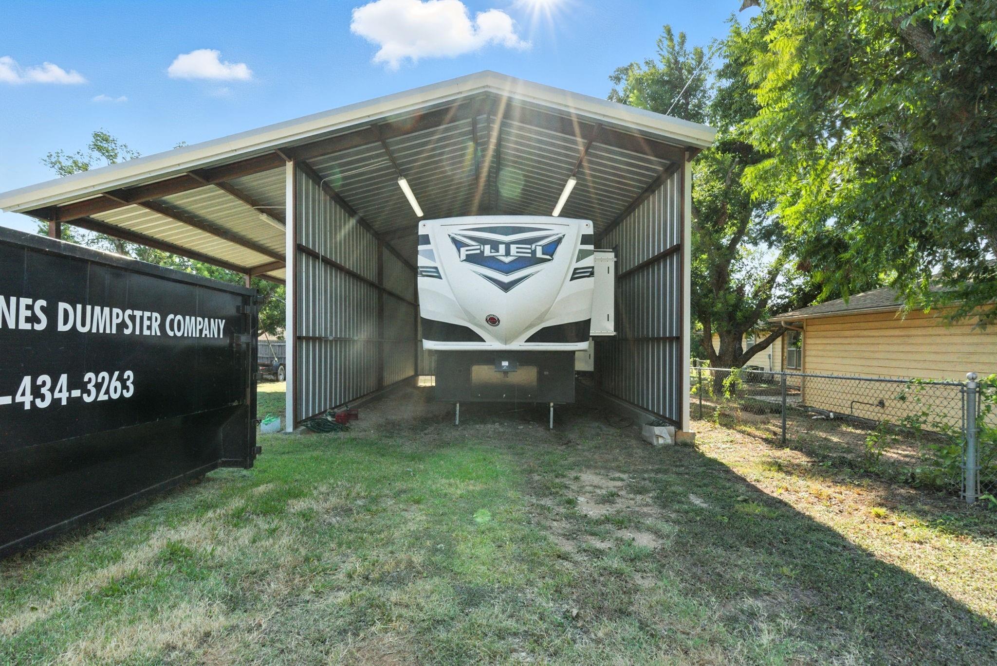 main property photo 16