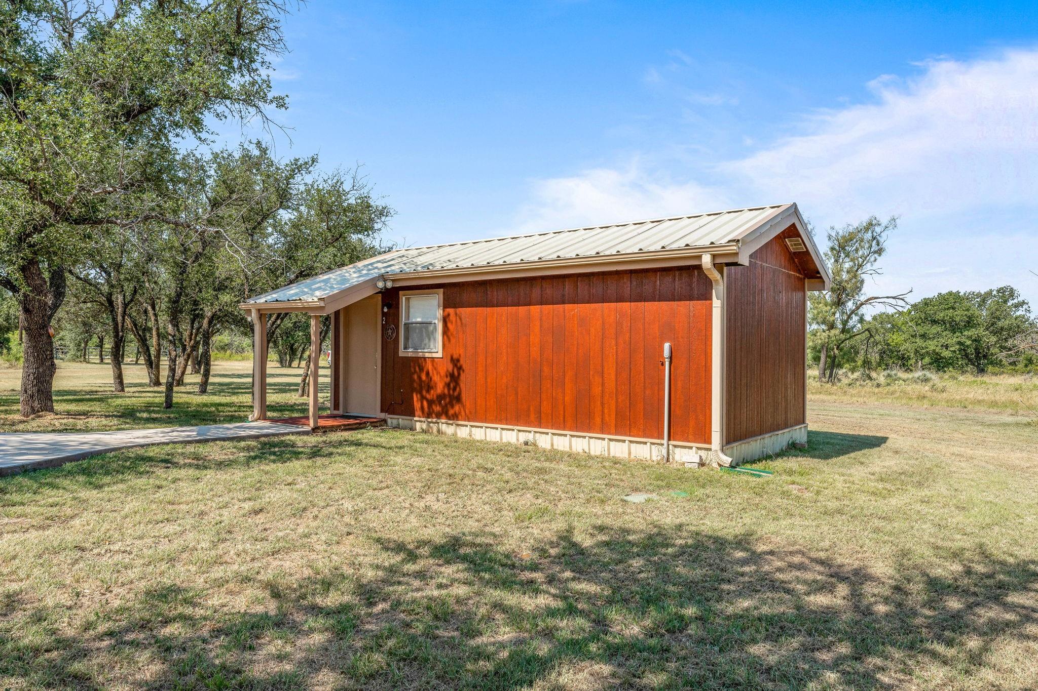 main property photo 10