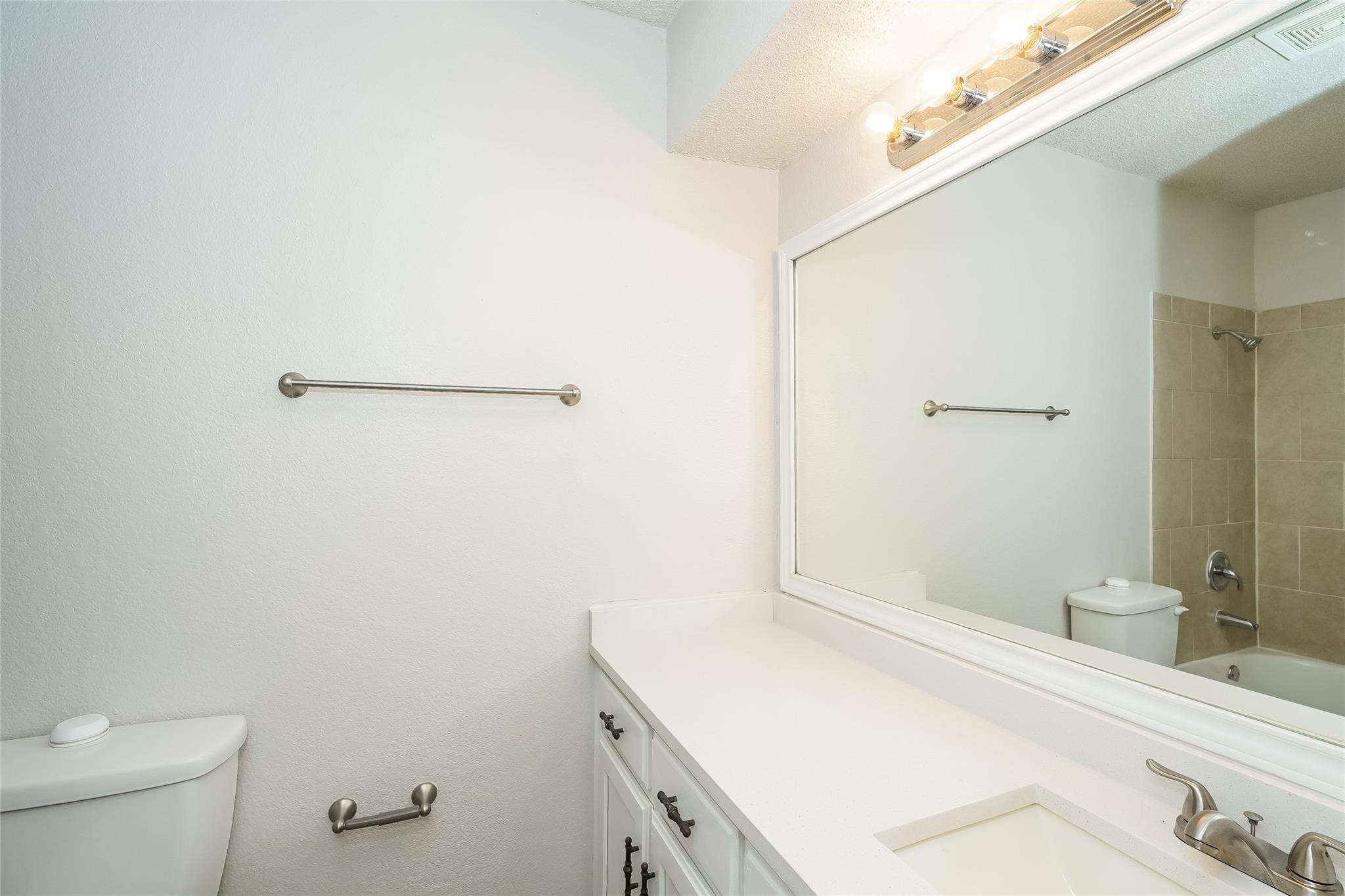 property viewer photo 21