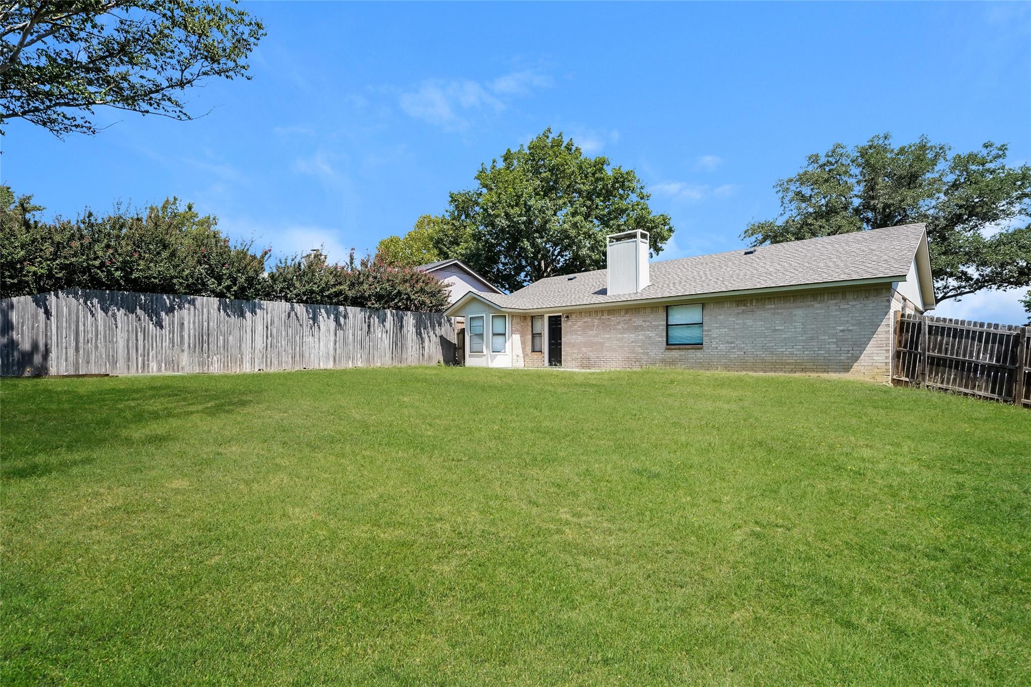 property viewer photo 23