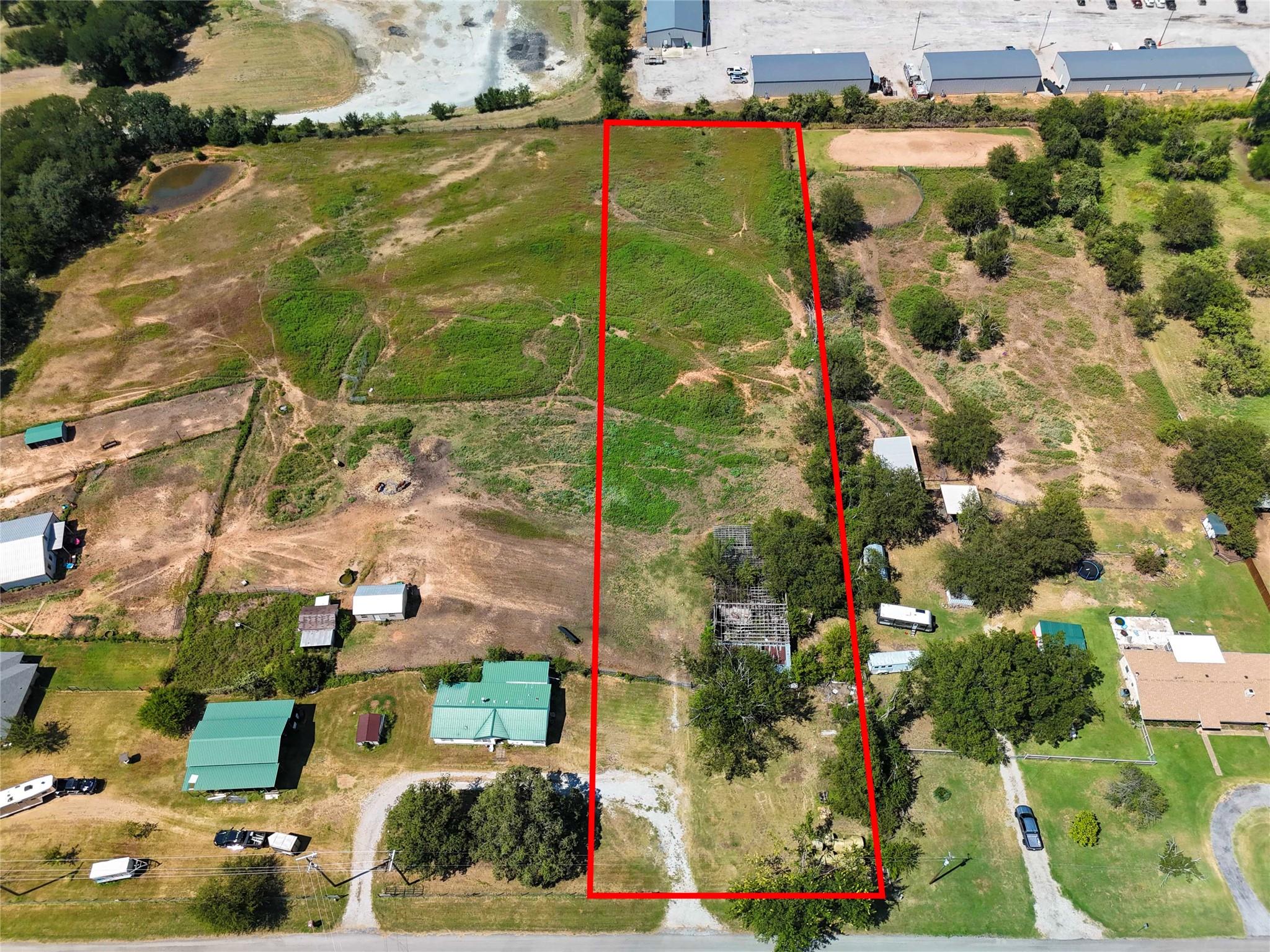 main property photo 3