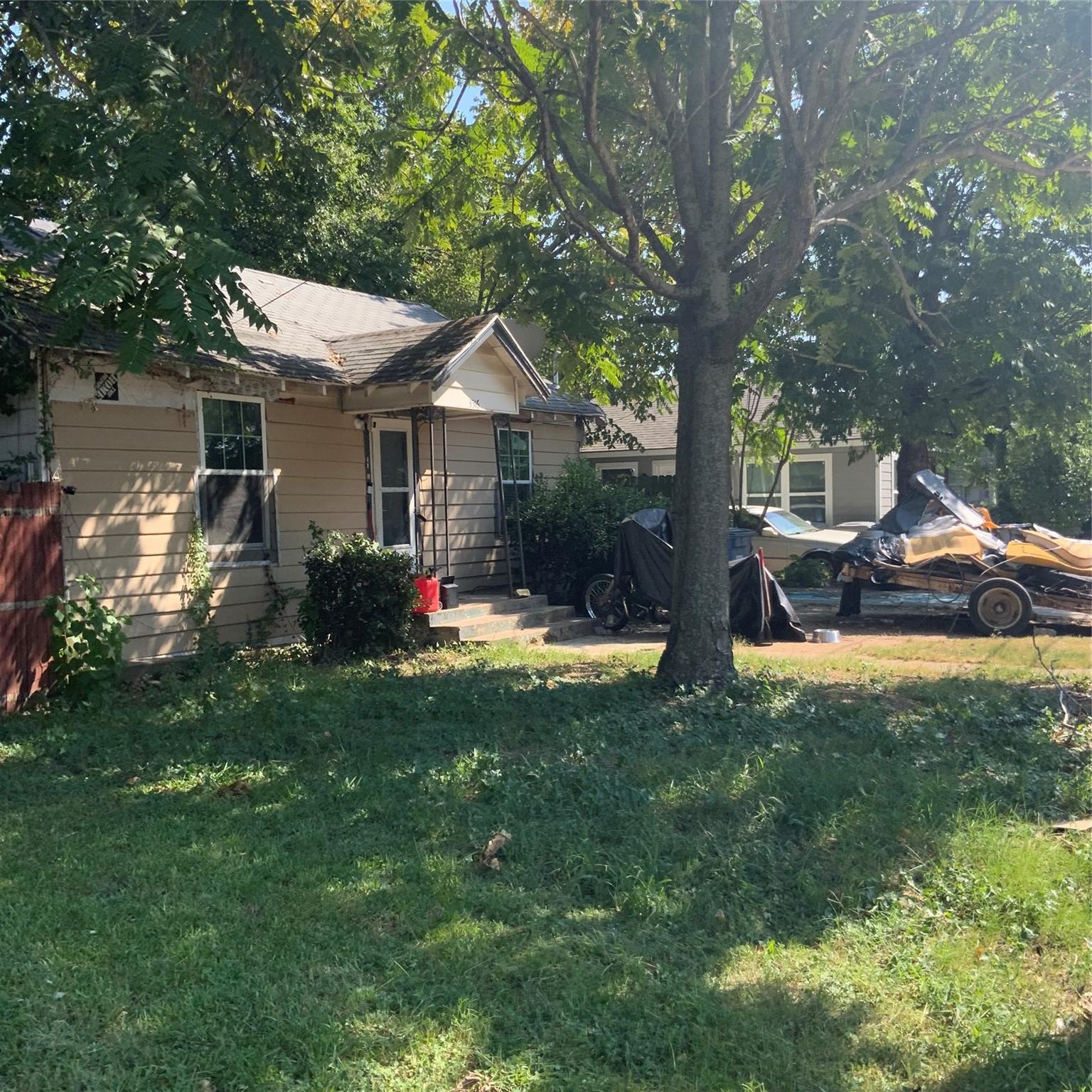 property viewer photo 2