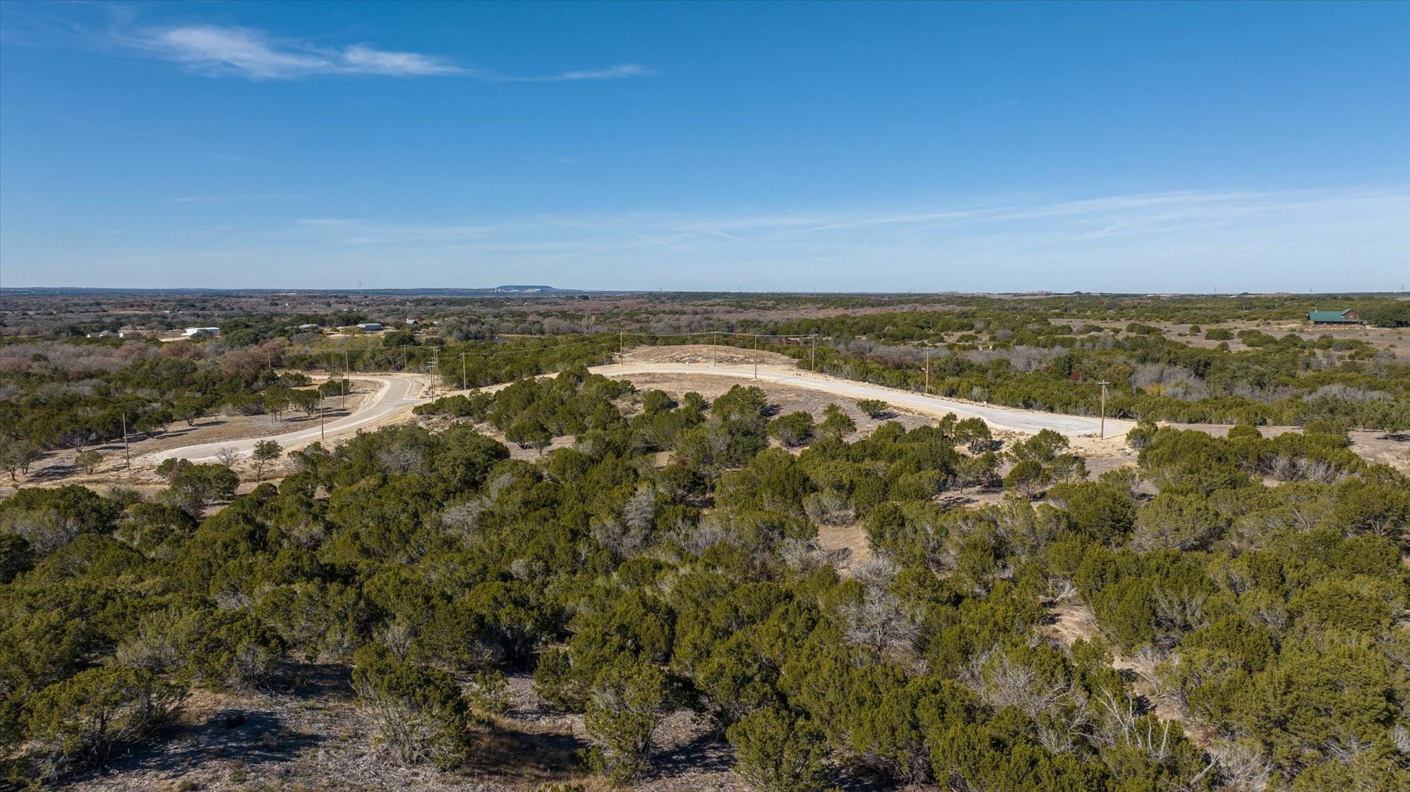 main property photo 9