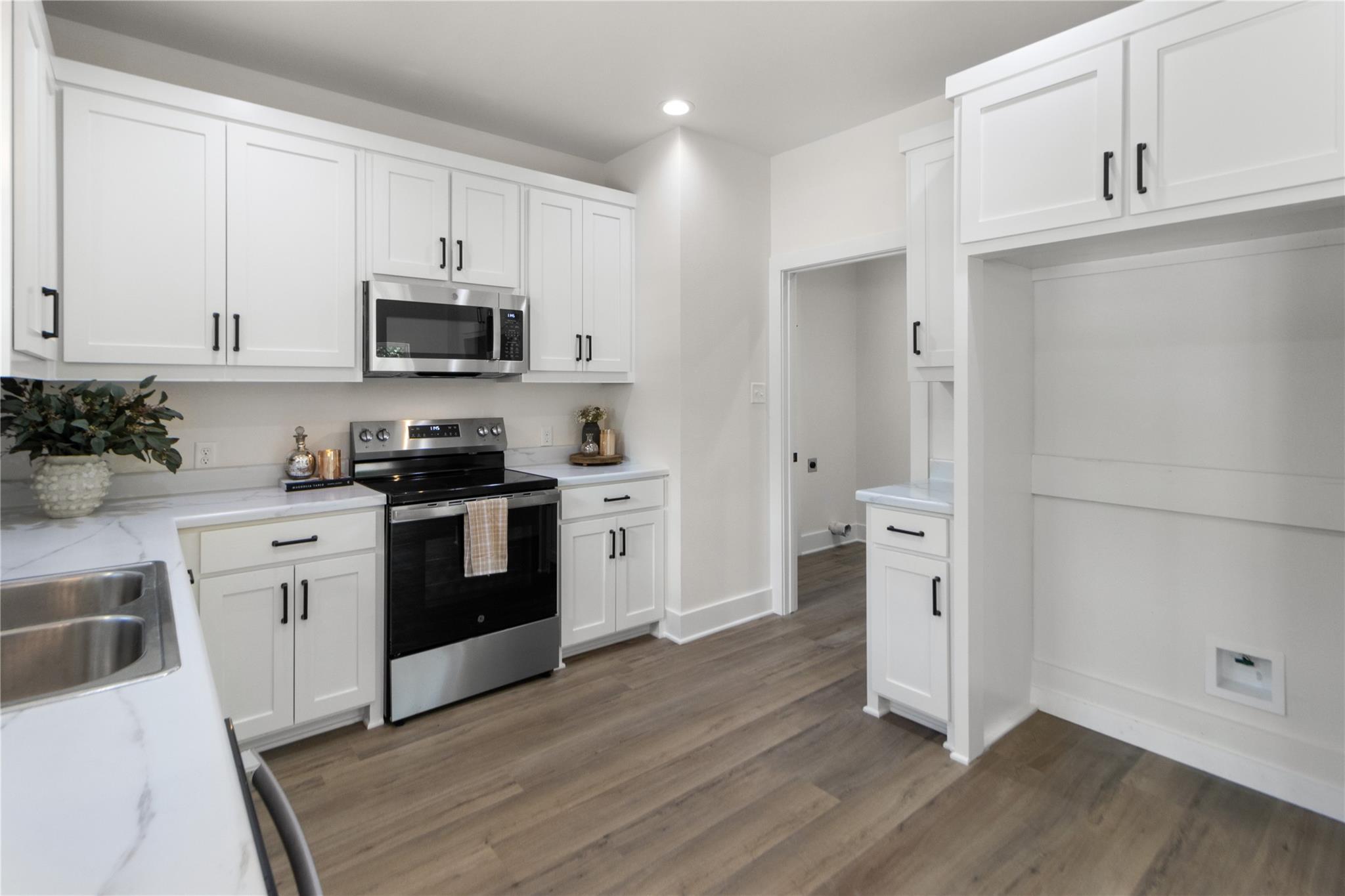 property viewer photo 2