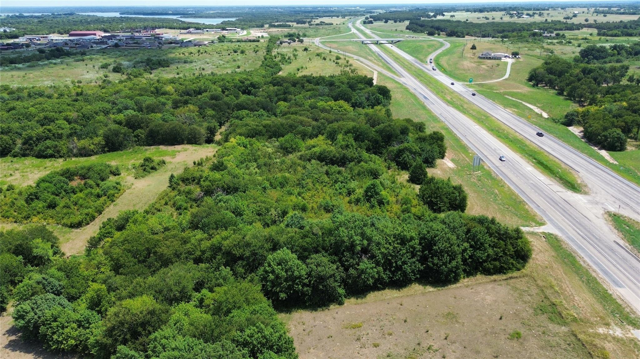 main property photo 6