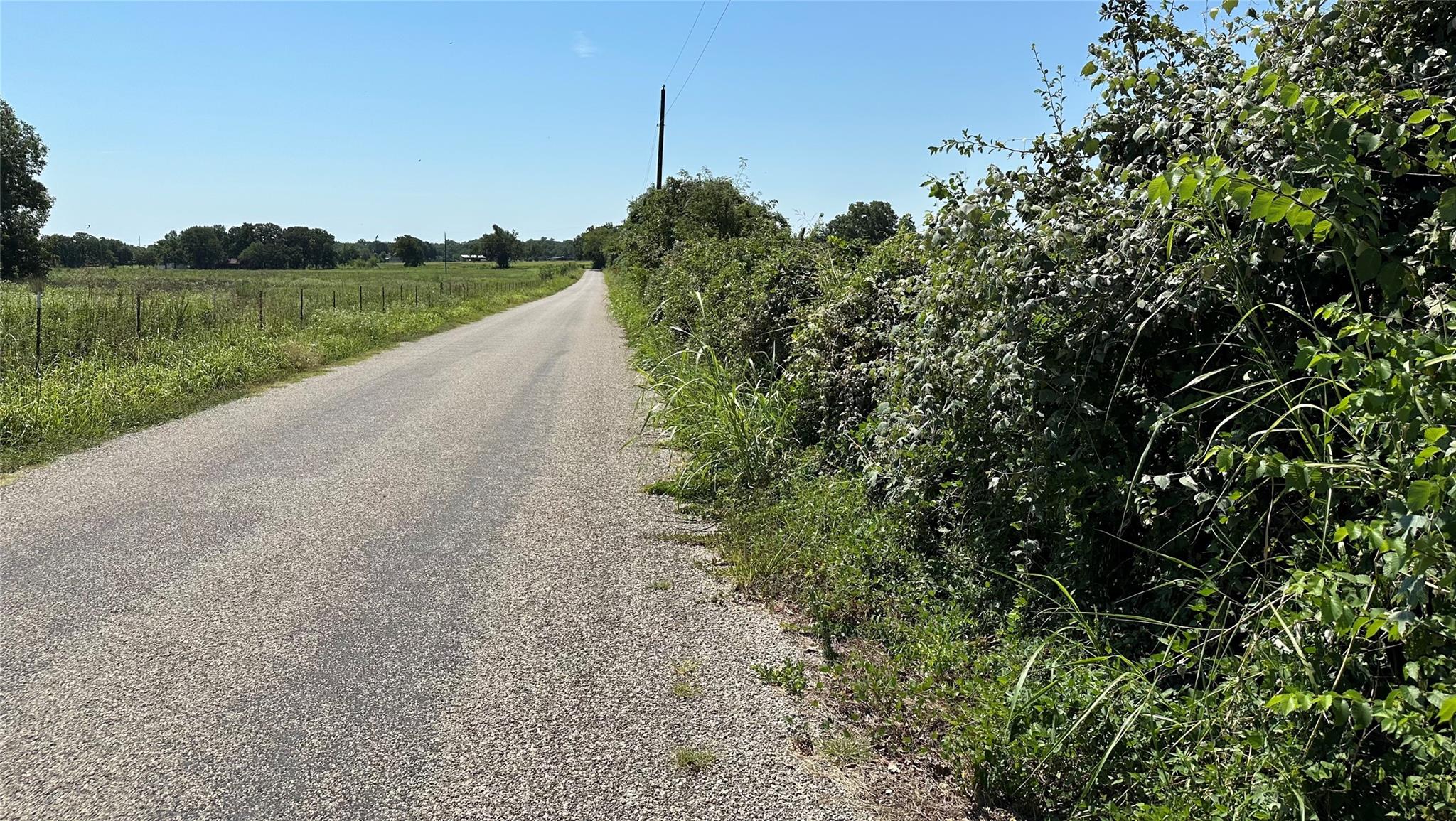 main property photo 6
