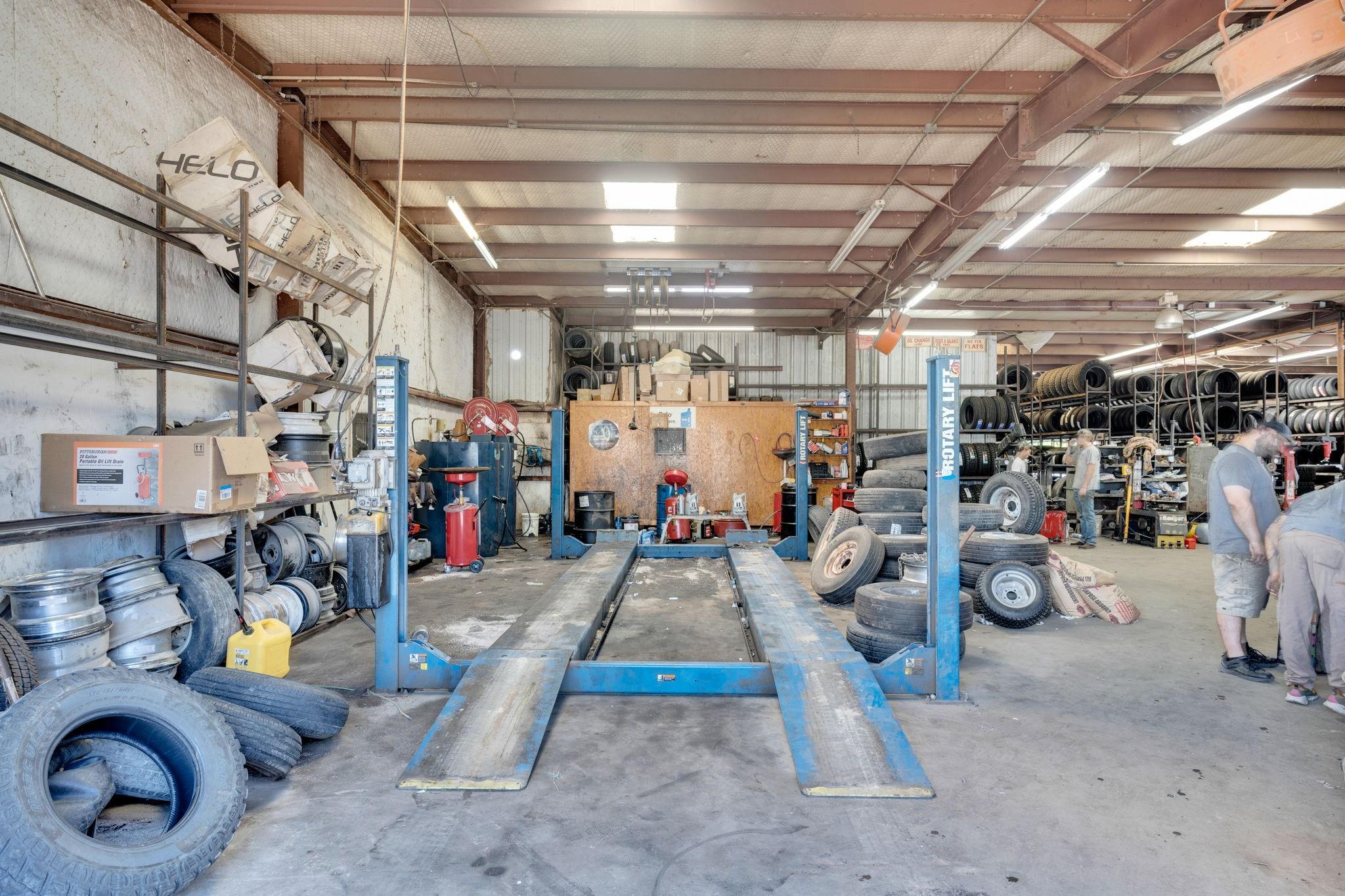main property photo 31