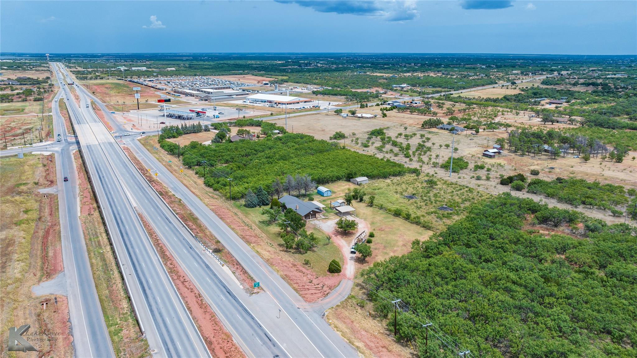 main property photo 18