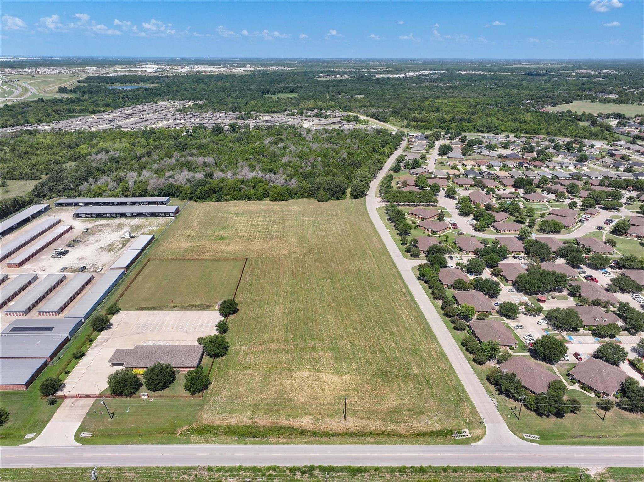 main property photo 4