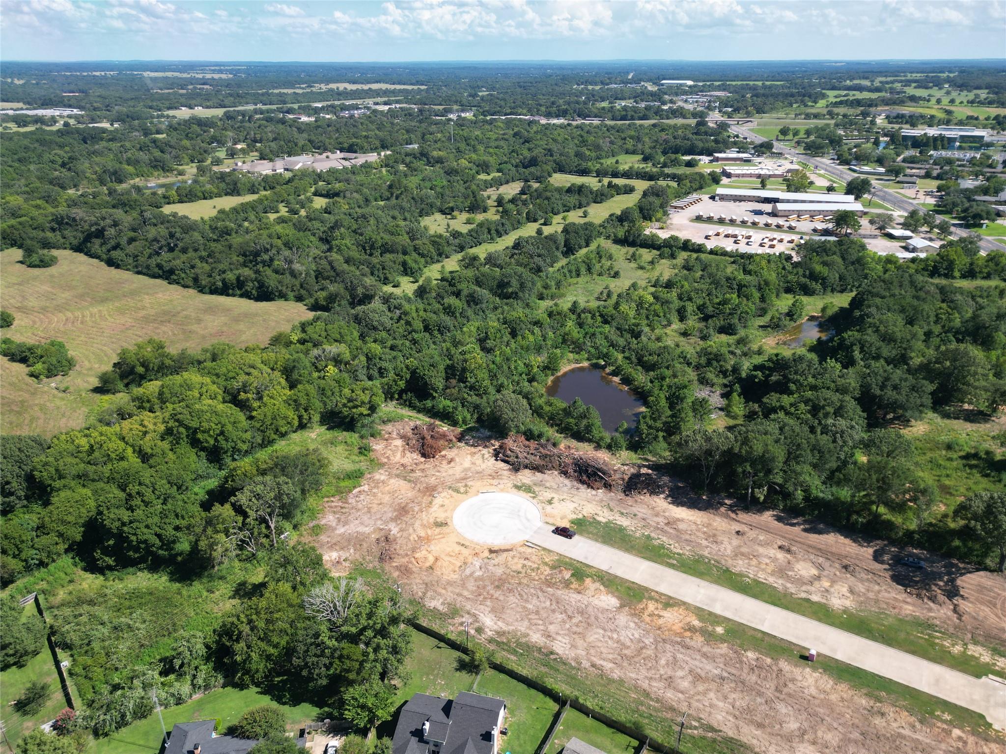 main property photo 17